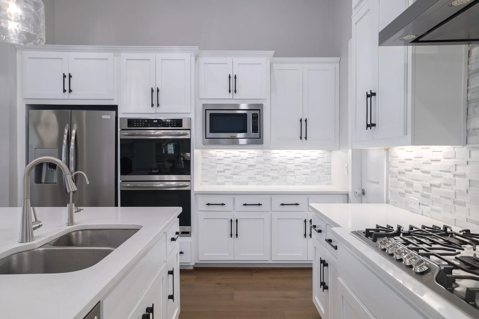 Greenbelt Beauty in Mason Hills with Media Room & 3-Car Garage photo 8