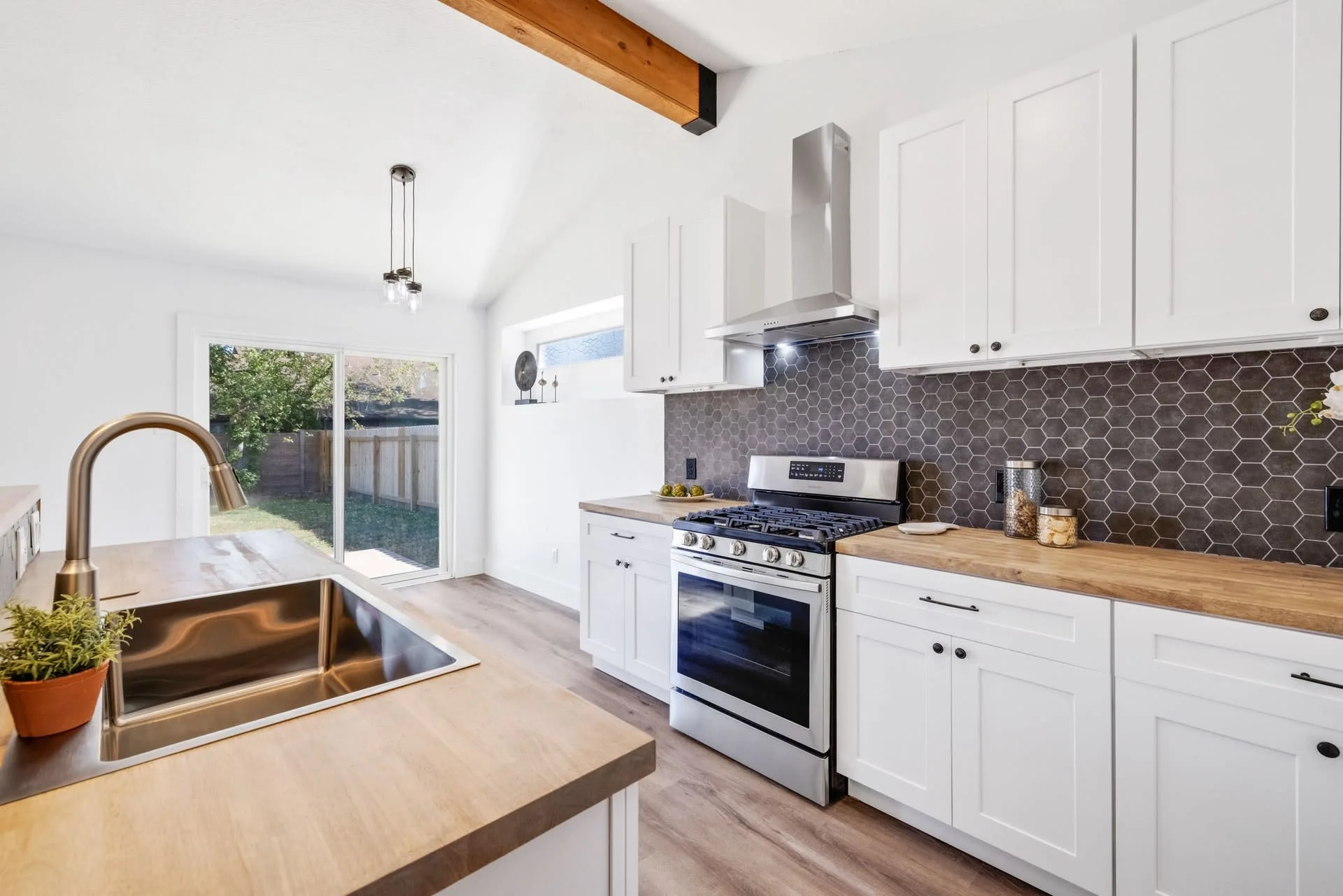 12109 Grey Rock Ln, photo 18