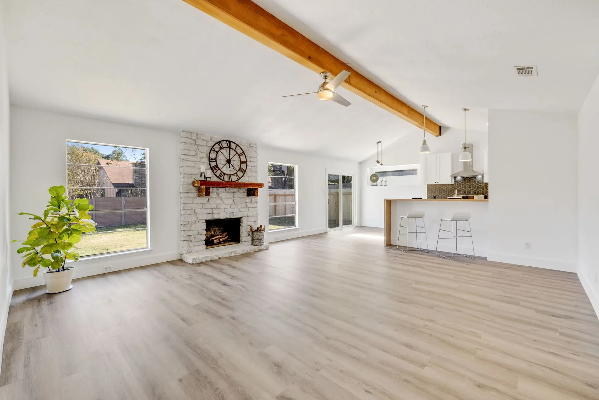 12109 Grey Rock Ln, photo 2