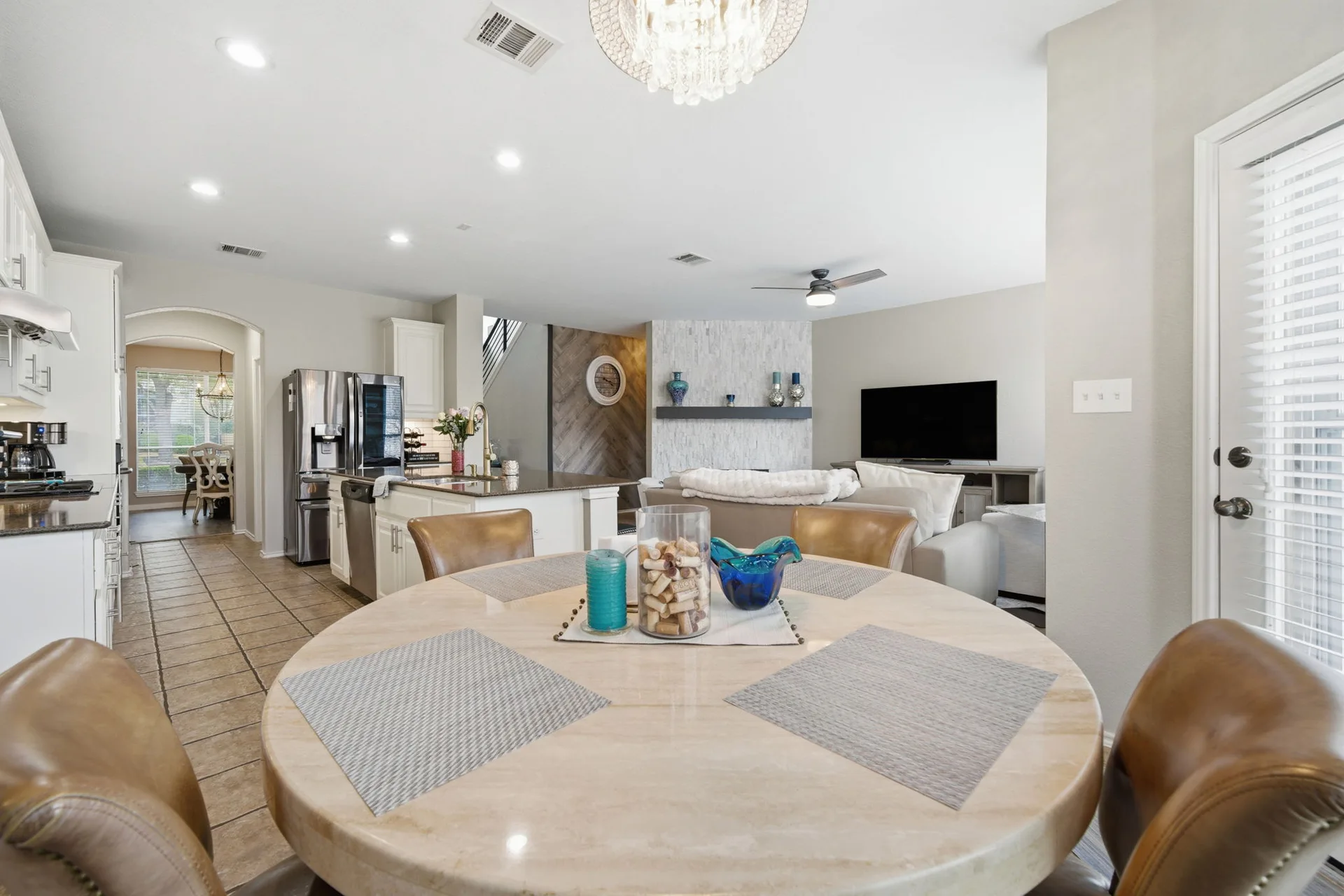 Elegantly Updated Lakeway Retreat w/ New Roof photo 19