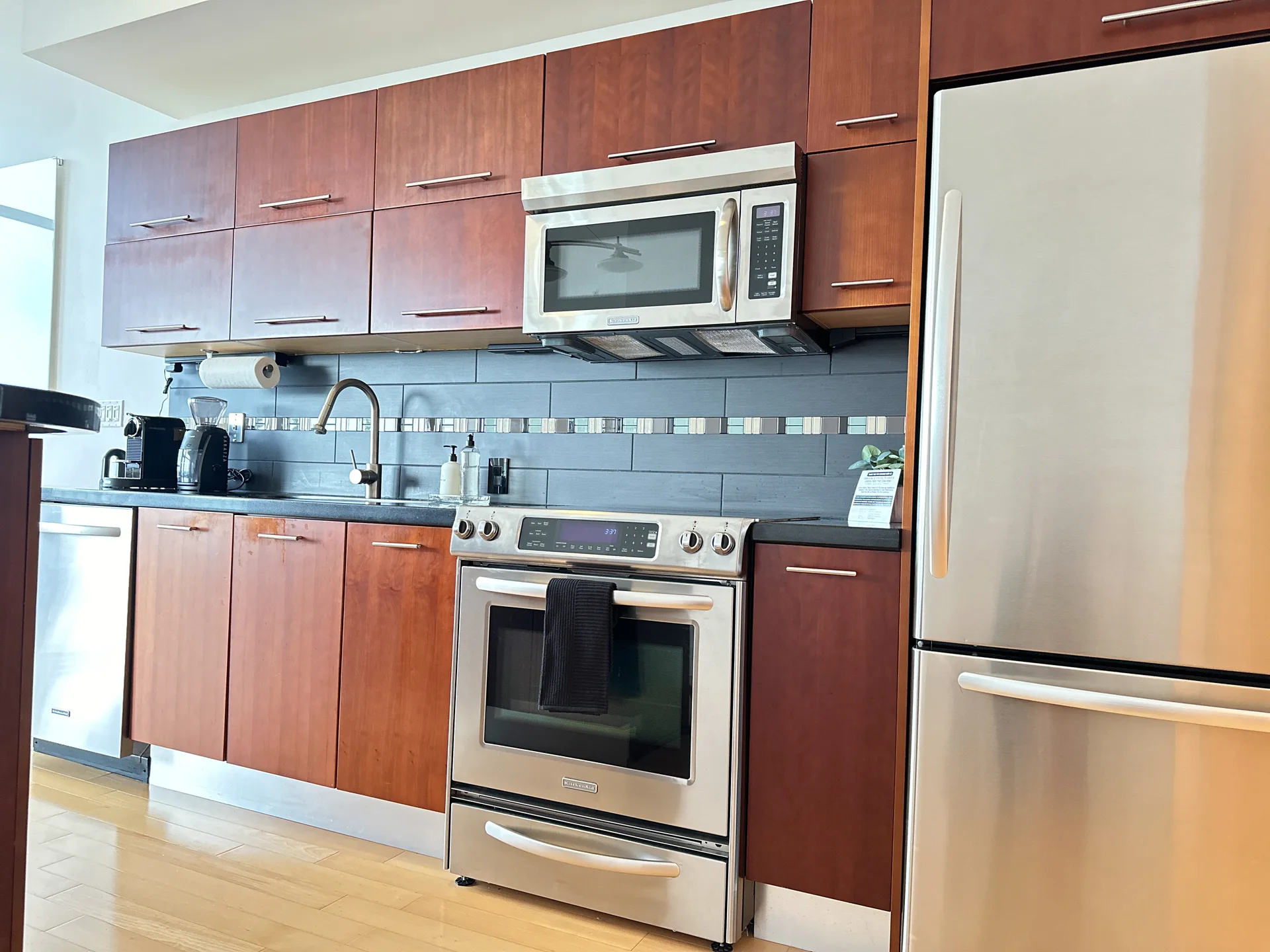 Rare SW Corner Condo w/ Unobstructed Lady Bird Lake Views | The Shore photo 16