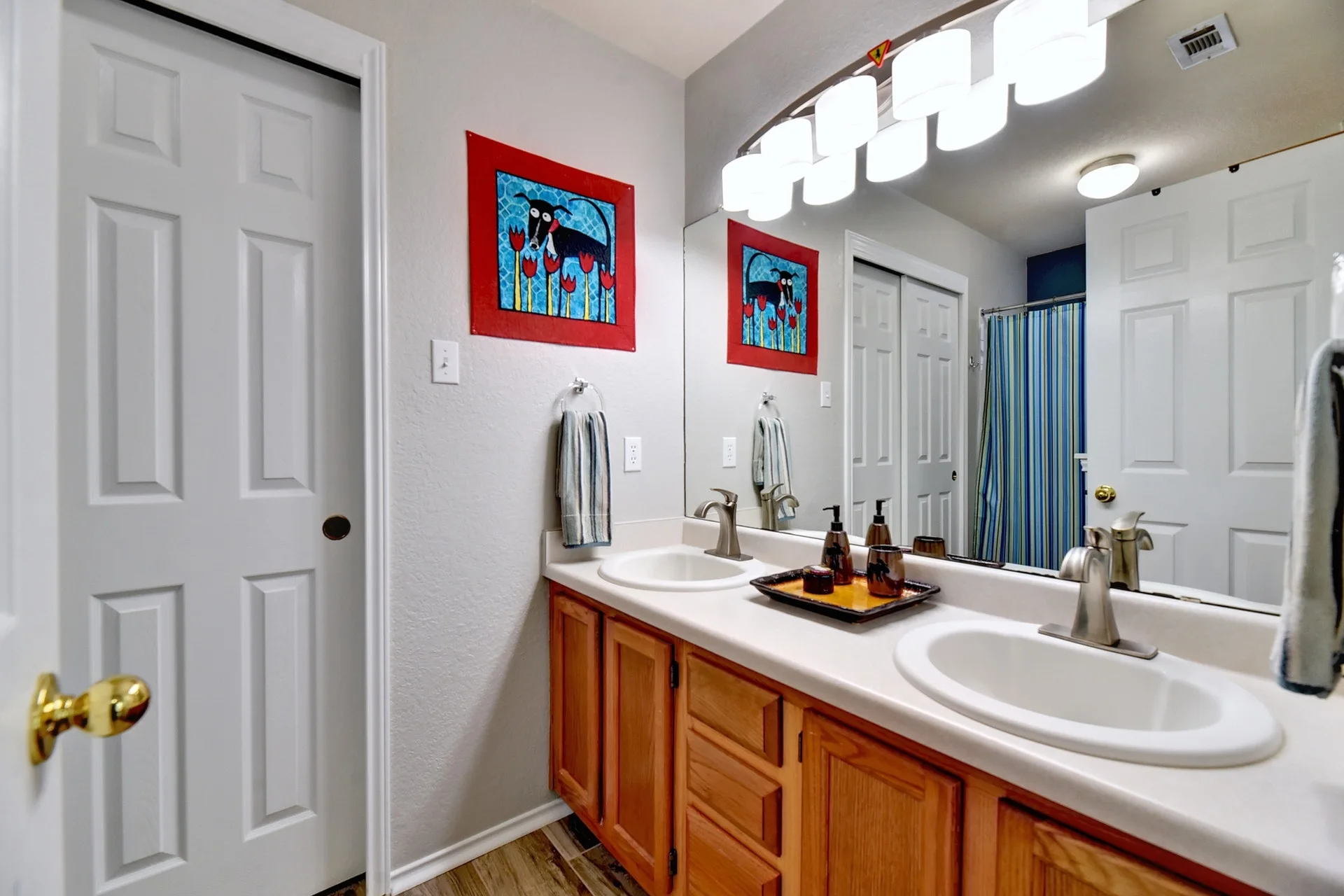 8926 Anna St photo 15