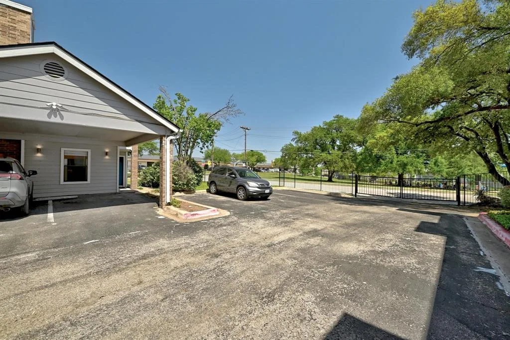 Charming Two-Story Condo in Gated Summerwind w/ Fireplace & Balcony photo 26