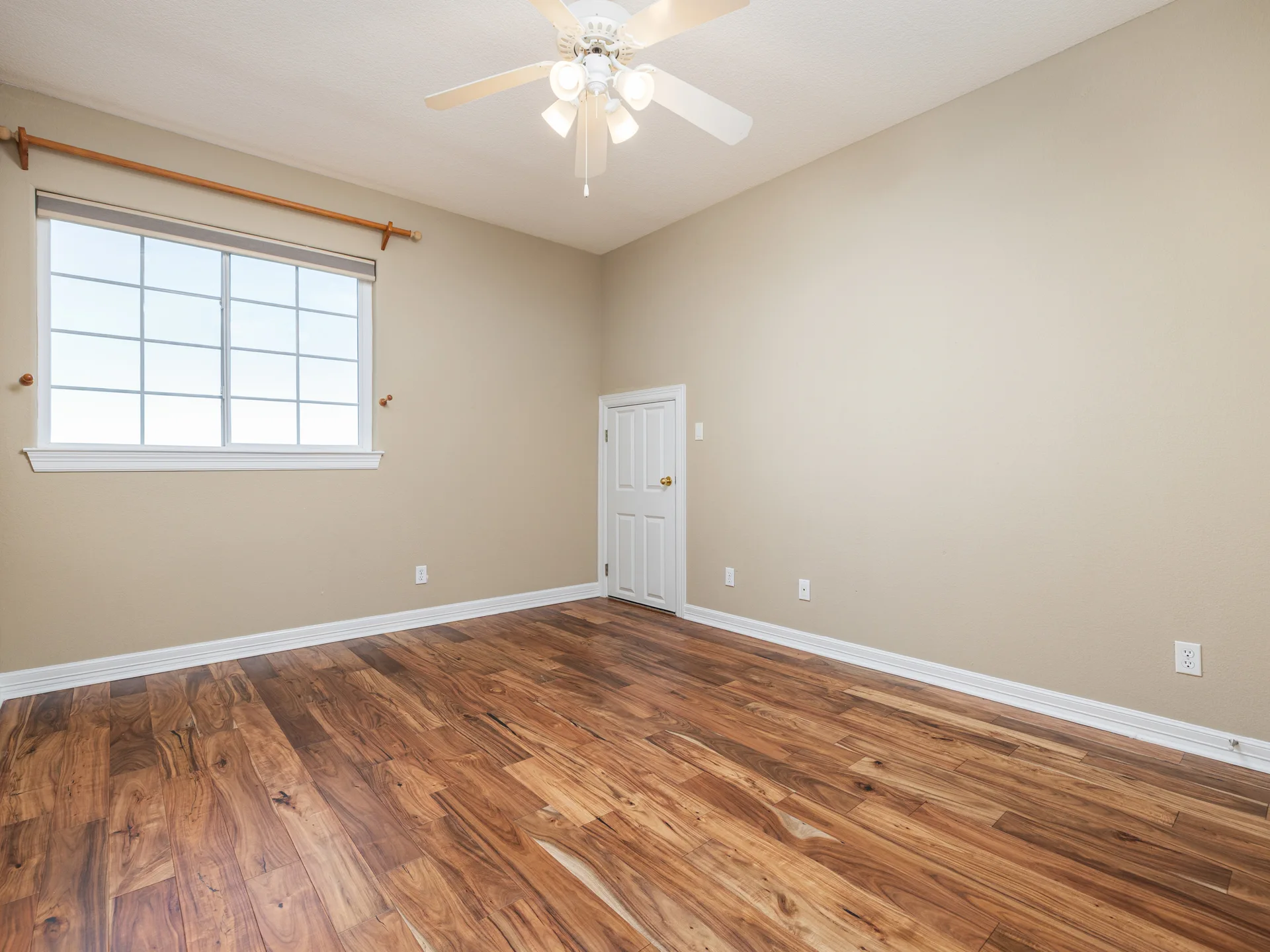 River Place Luxury Lease Opportunity | Pool + Golf Course Views photo 41
