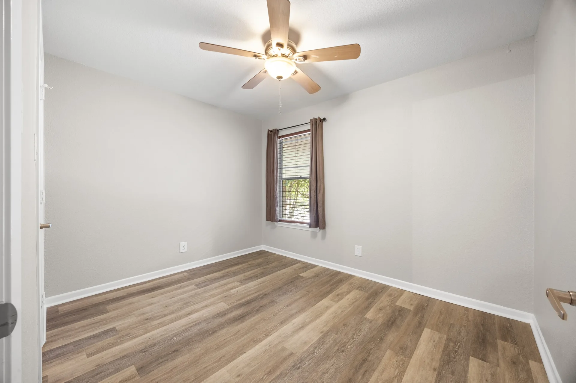 A Top-Floor Retreat in the Heart of 78704 | Two Suites + Fireplace photo 23