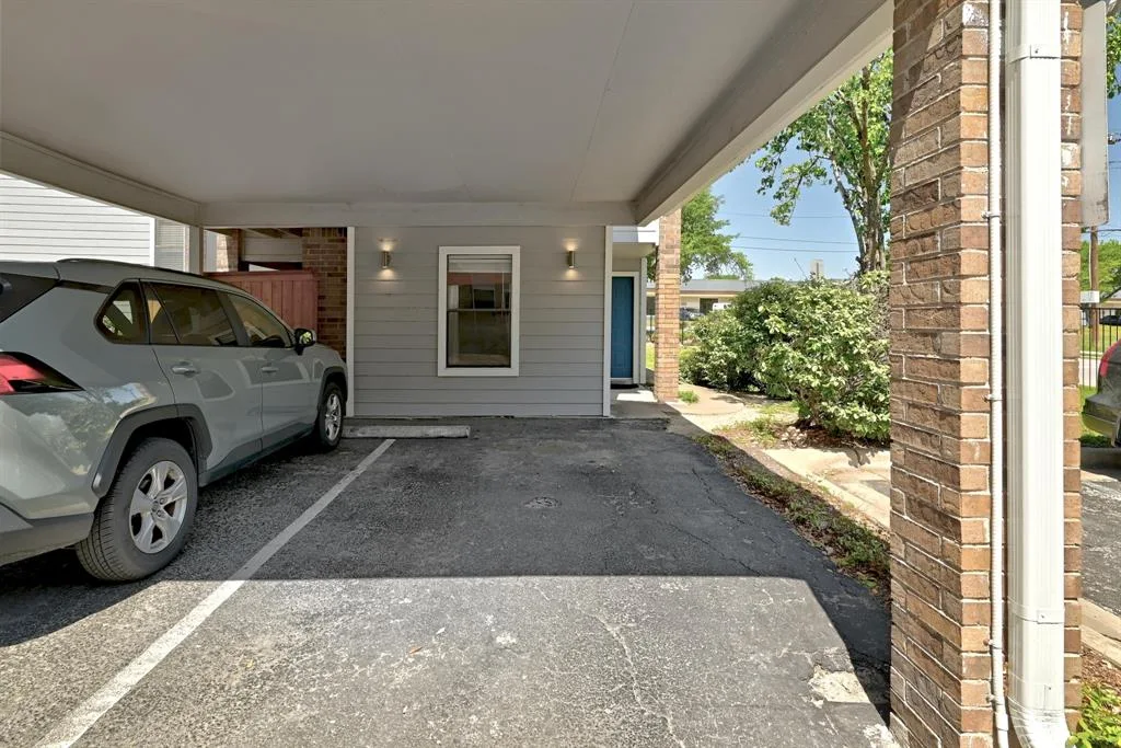 Charming Two-Story Condo in Gated Summerwind w/ Fireplace & Balcony photo 23