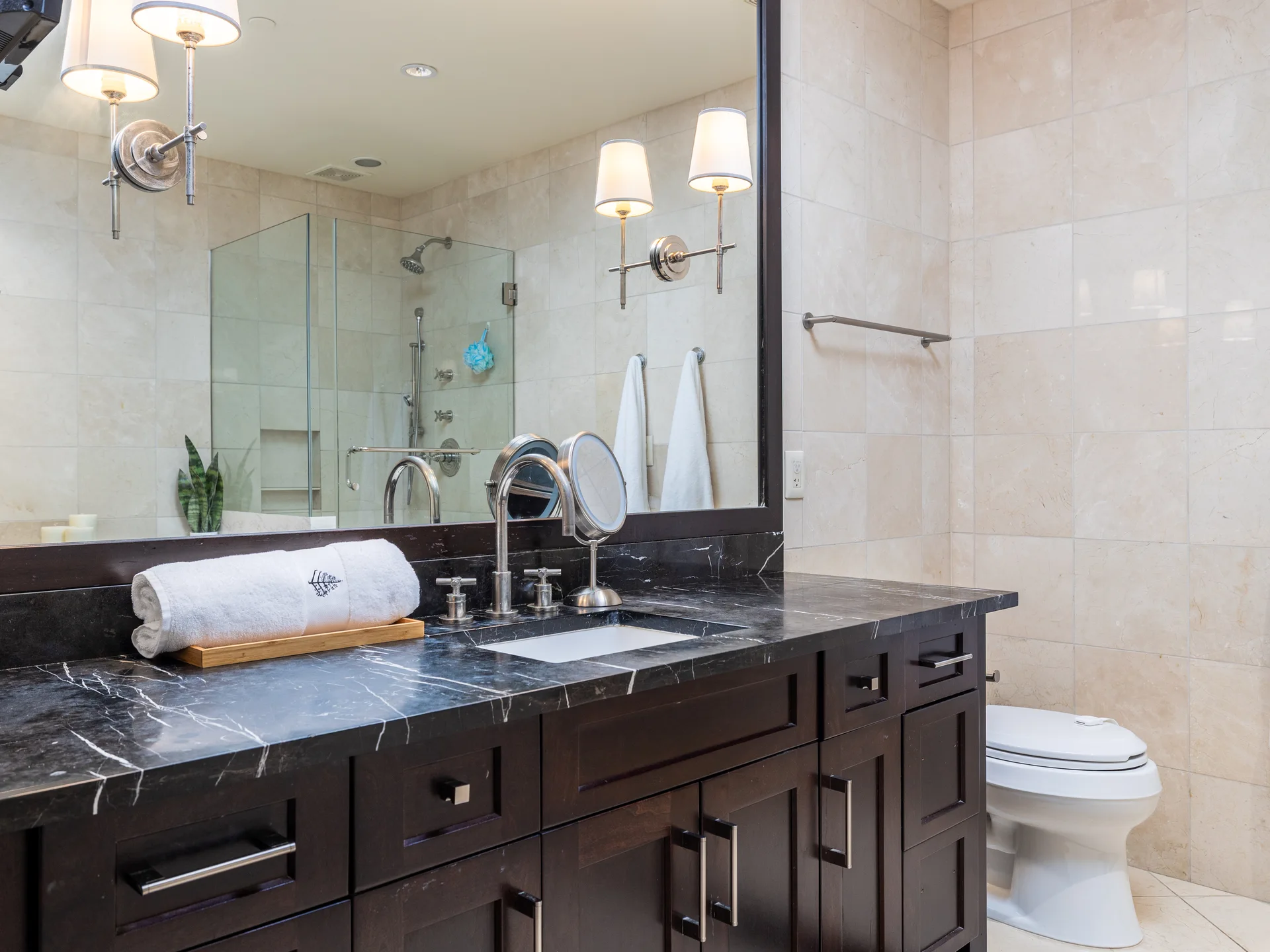 Sophisticated 17th-Floor Condo at Four Seasons Austin | Luxury High-Rise Living Steps from Lady Bird Lake photo 20