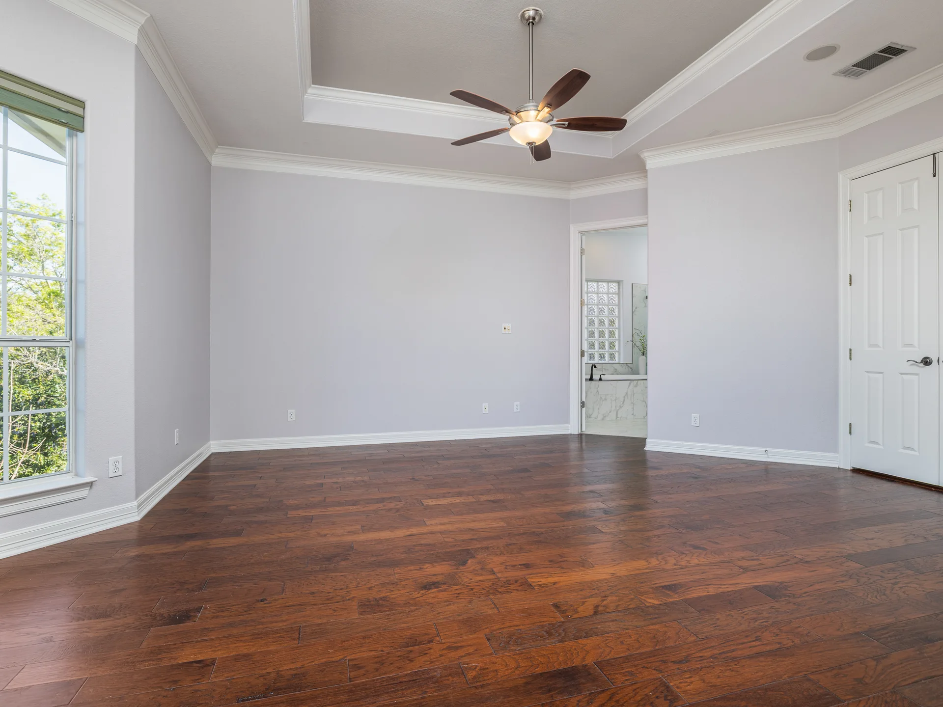 River Place Luxury Lease Opportunity | Pool + Golf Course Views photo 22