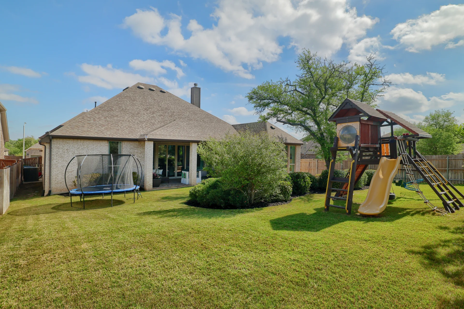 Greenbelt Beauty in Mason Hills with Media Room & 3-Car Garage photo 38