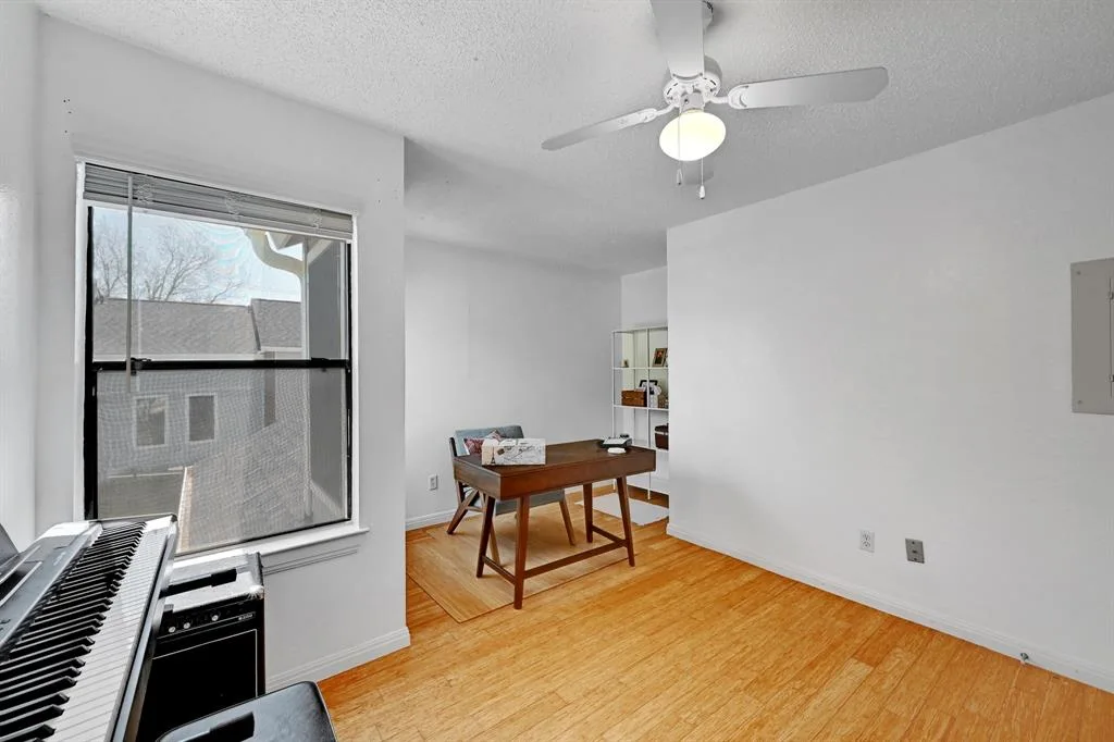 Charming Two-Story Condo in Gated Summerwind w/ Fireplace & Balcony photo 20