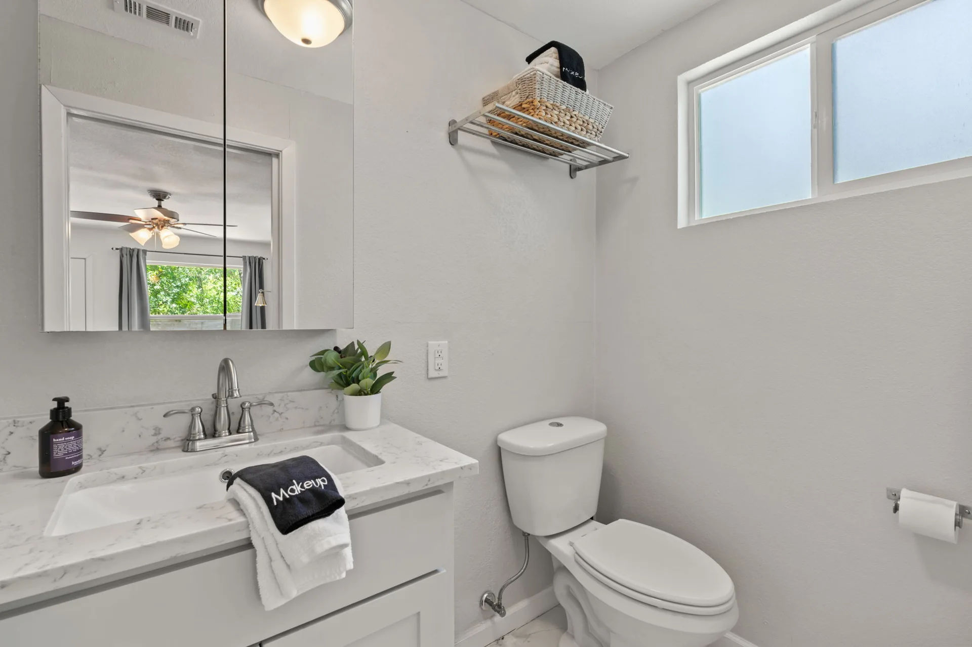 Bright, Updated & Perfectly Located in Central Austin – 4BR/2BA Gem photo 22