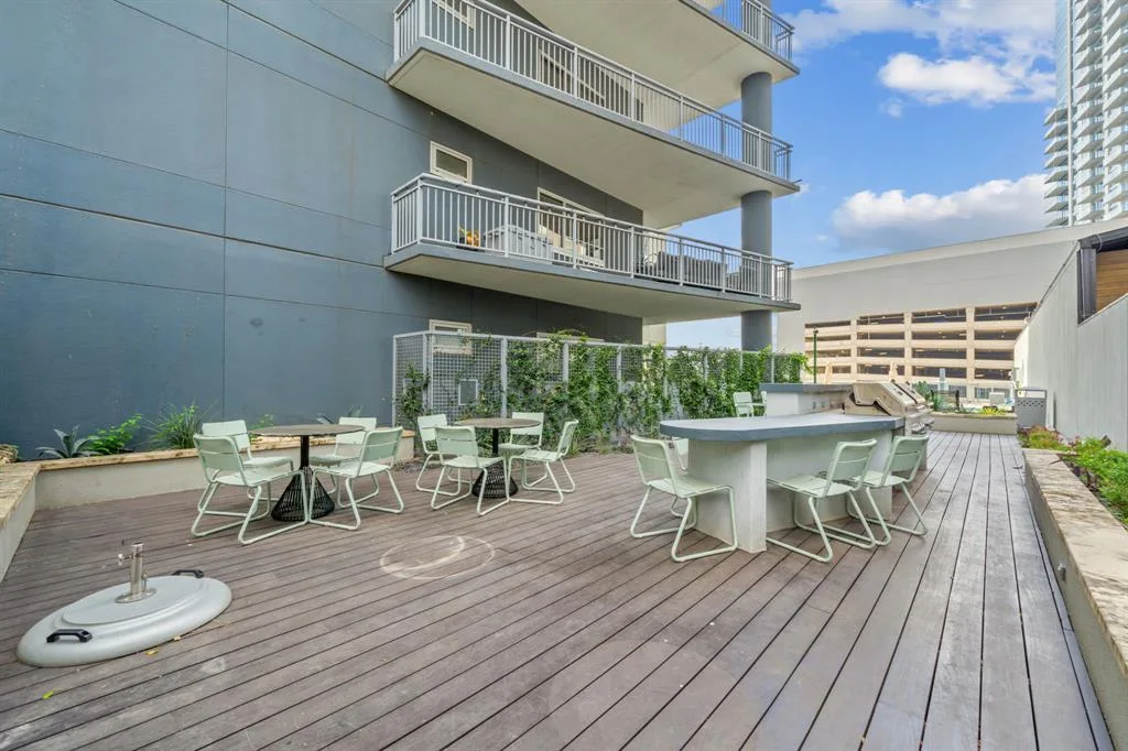 Rare SW Corner Condo w/ Unobstructed Lady Bird Lake Views | The Shore photo 45