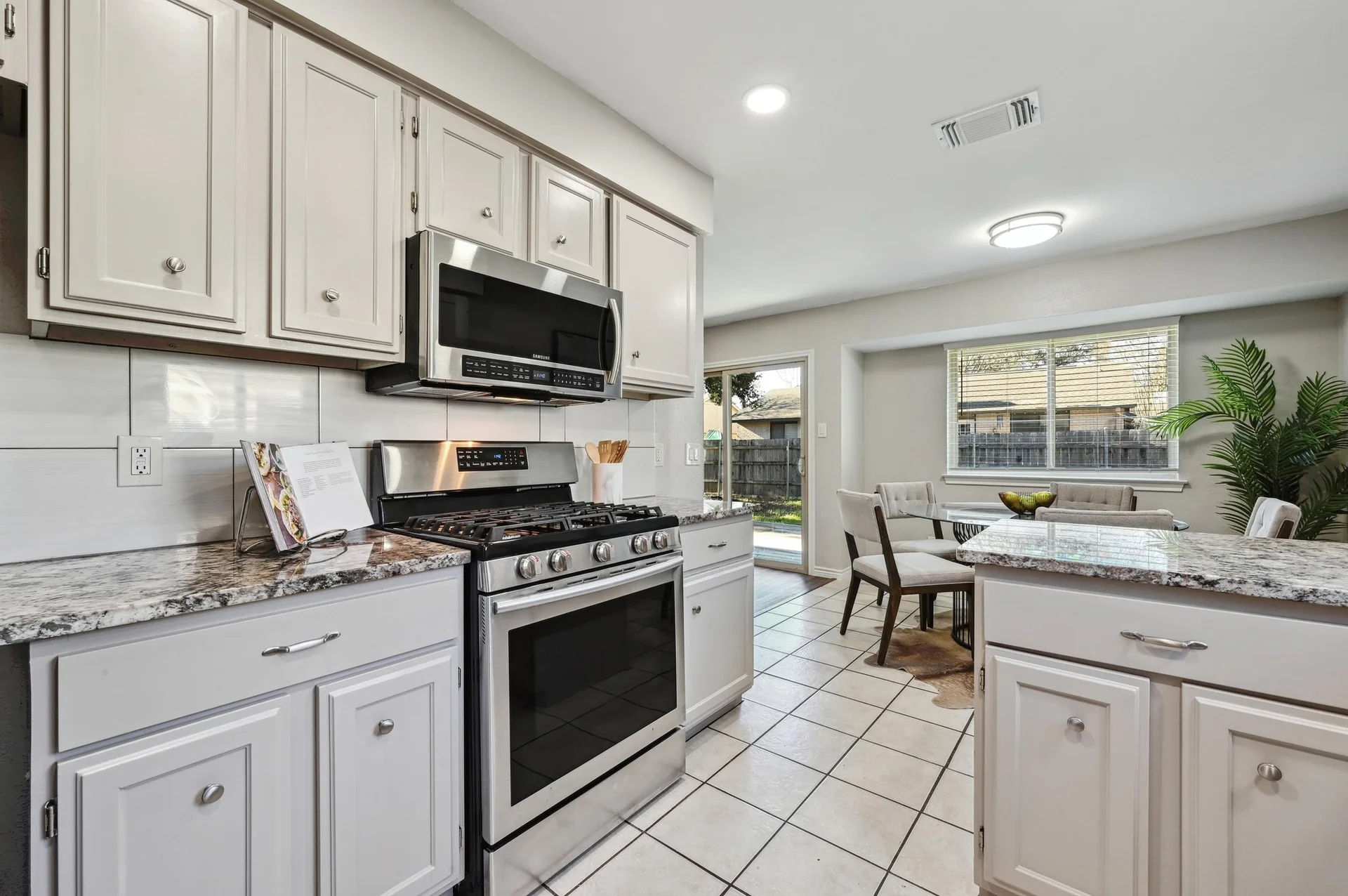 Charming Cherry Creek Home in the Heart of South Austin! photo 9