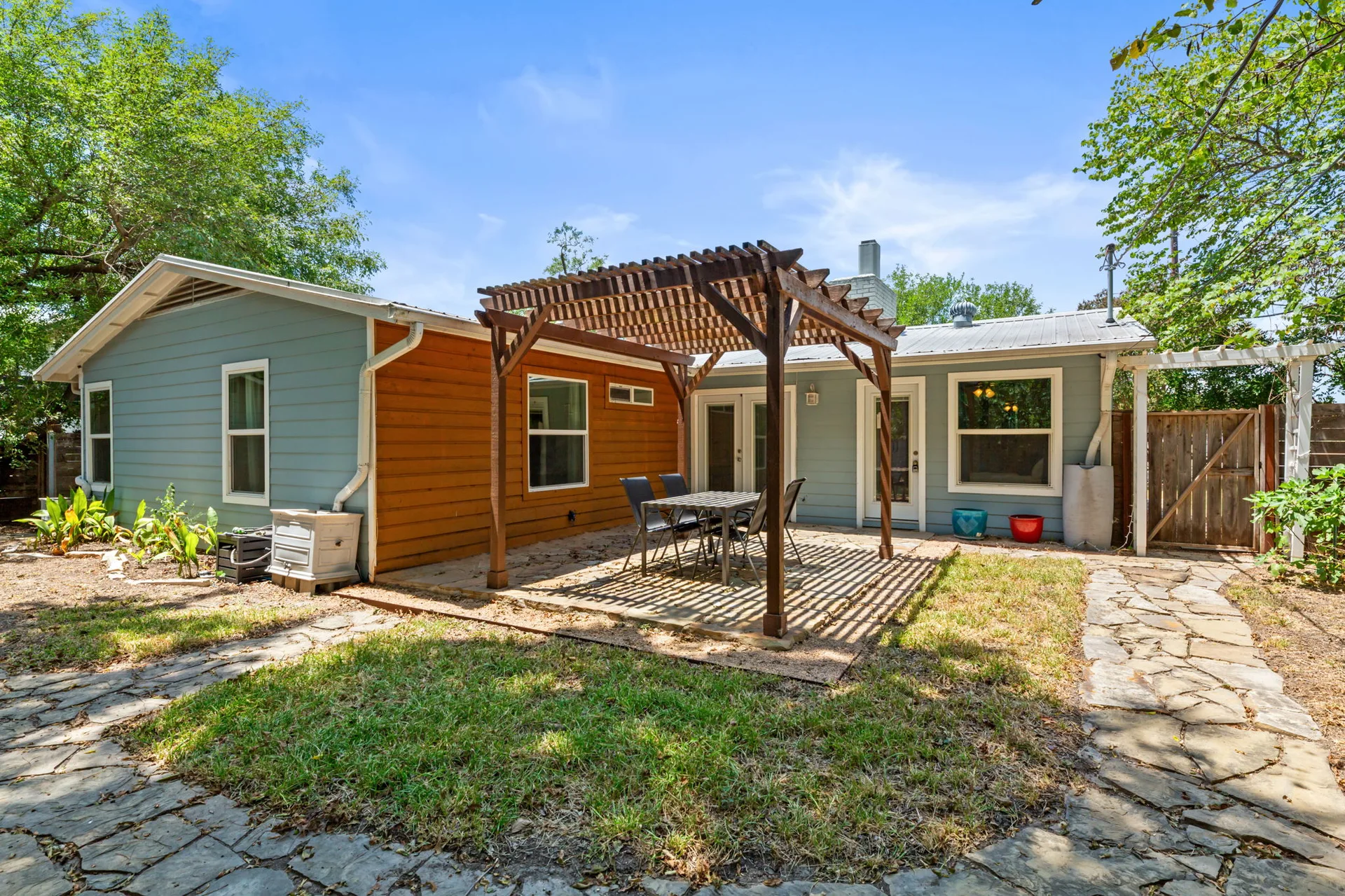 Bright, Updated & Perfectly Located in Central Austin – 4BR/2BA Gem photo 34