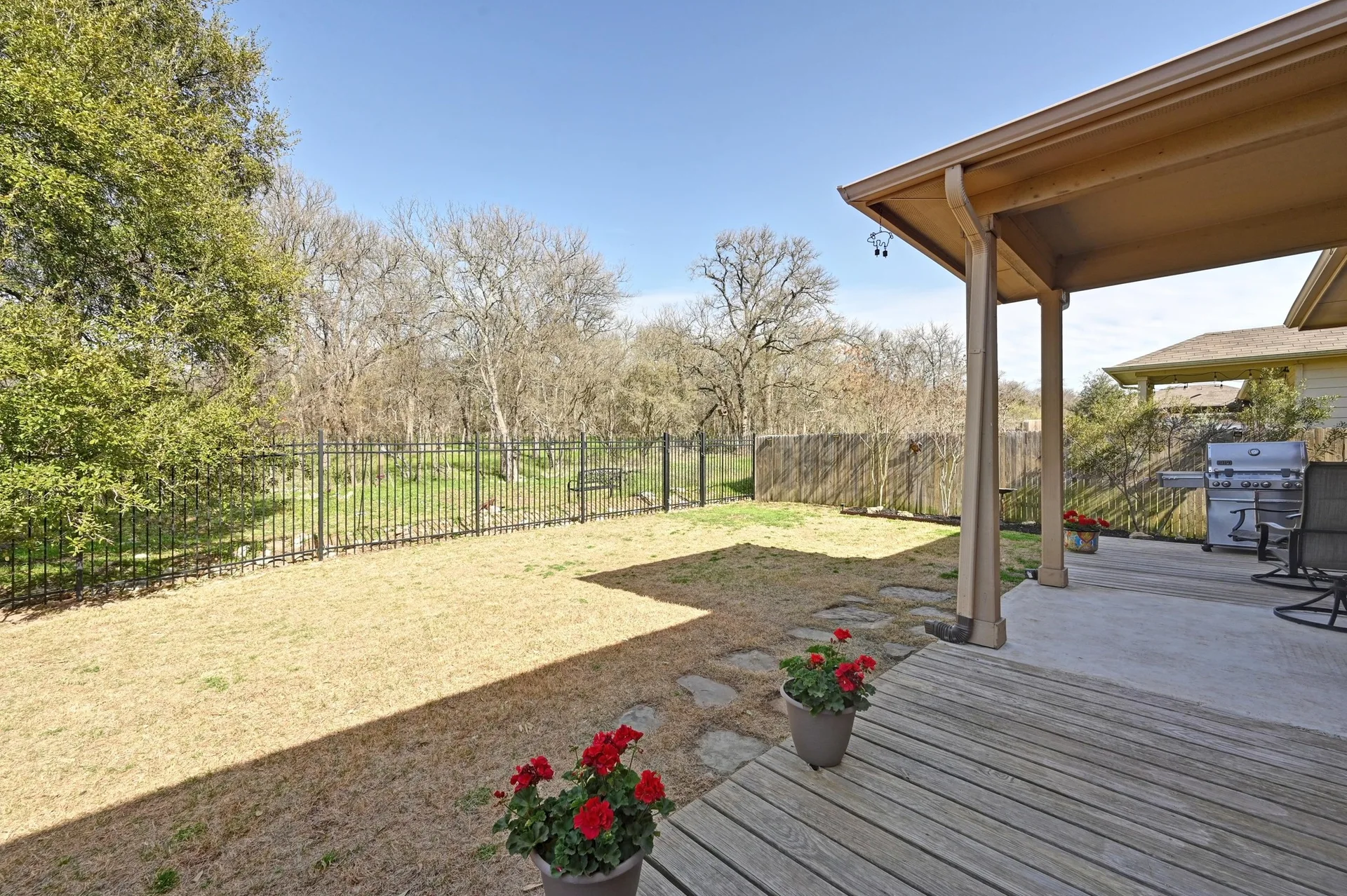 Exceptionally rare and meticulously cared-for home, nestled against the breathtaking backdrop of McKinney Falls State Park! photo 38