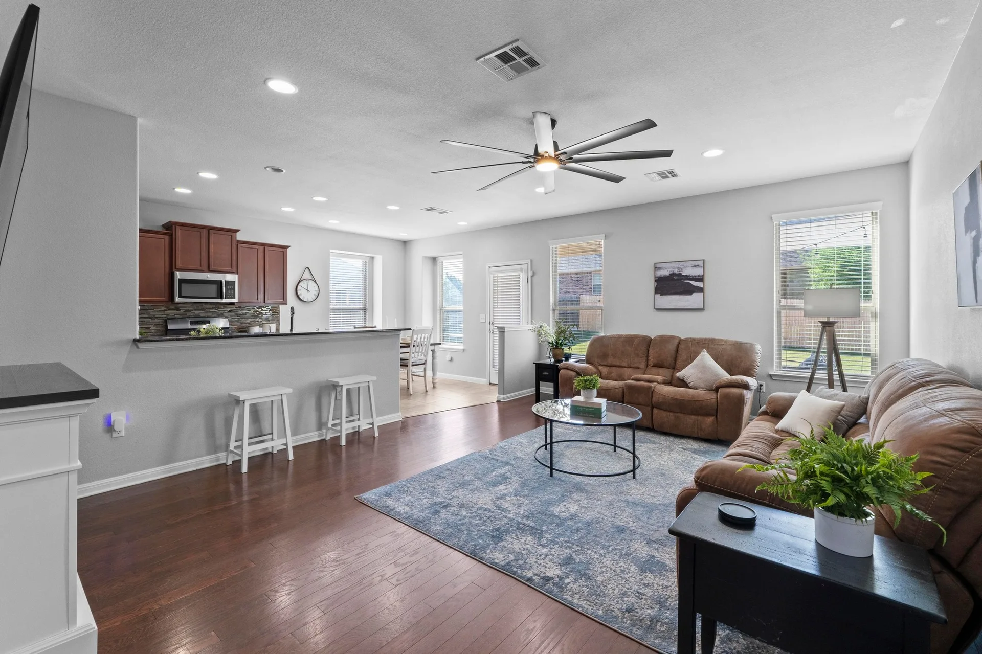 Charming Magnolia Creek Gem – Dream Kitchen, Serene Owner’s Suite & Outdoor Oasis! photo 3