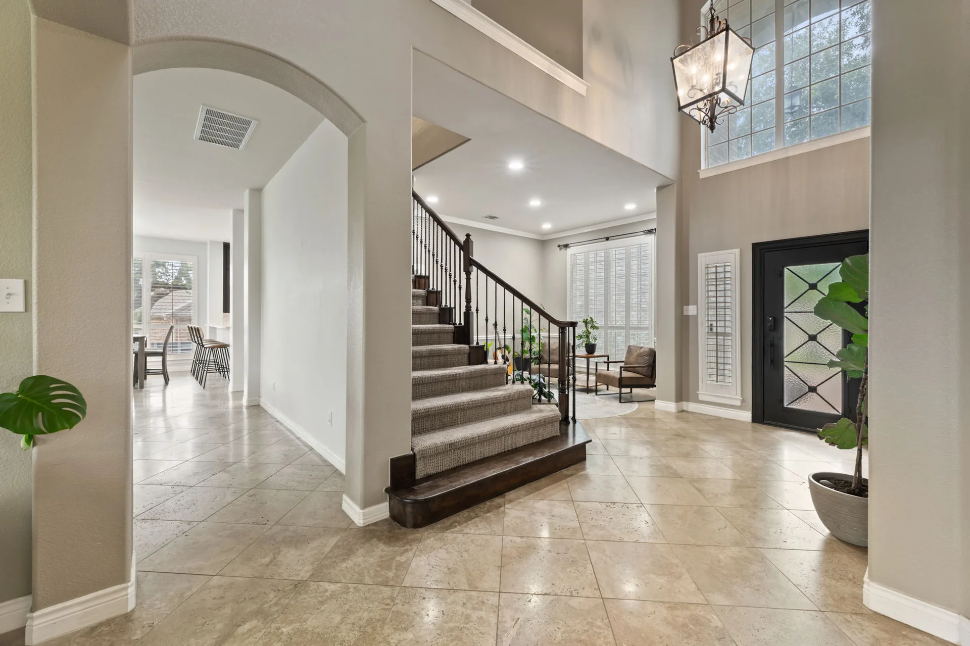 Elegant Cul-de-Sac Retreat in Steiner Ranch with Main-Level Guest Suite photo 6
