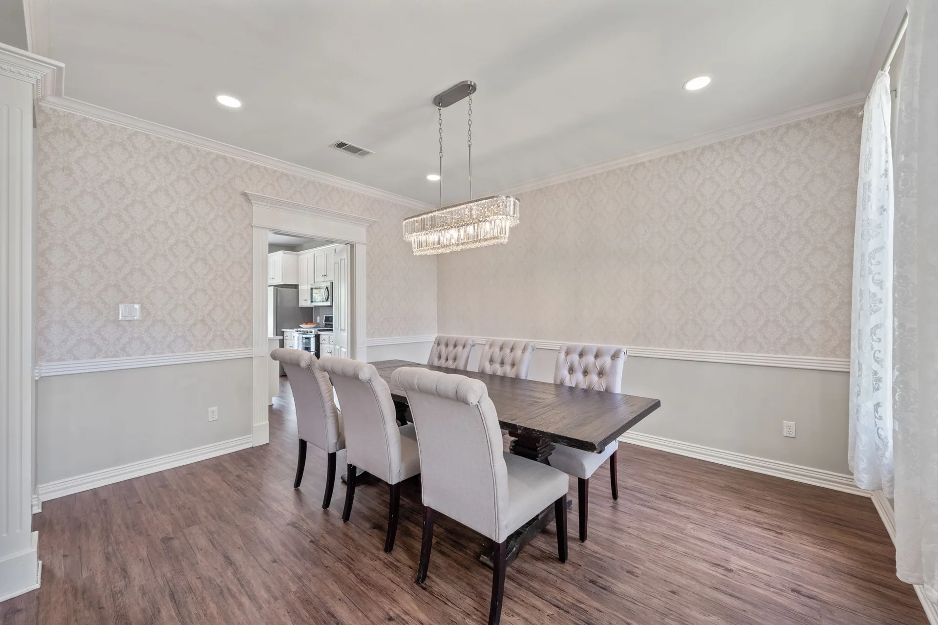Elegant Colonial Estate in River Place | Walk to Golf, Views for Miles | For Sale or For Lease! photo 13