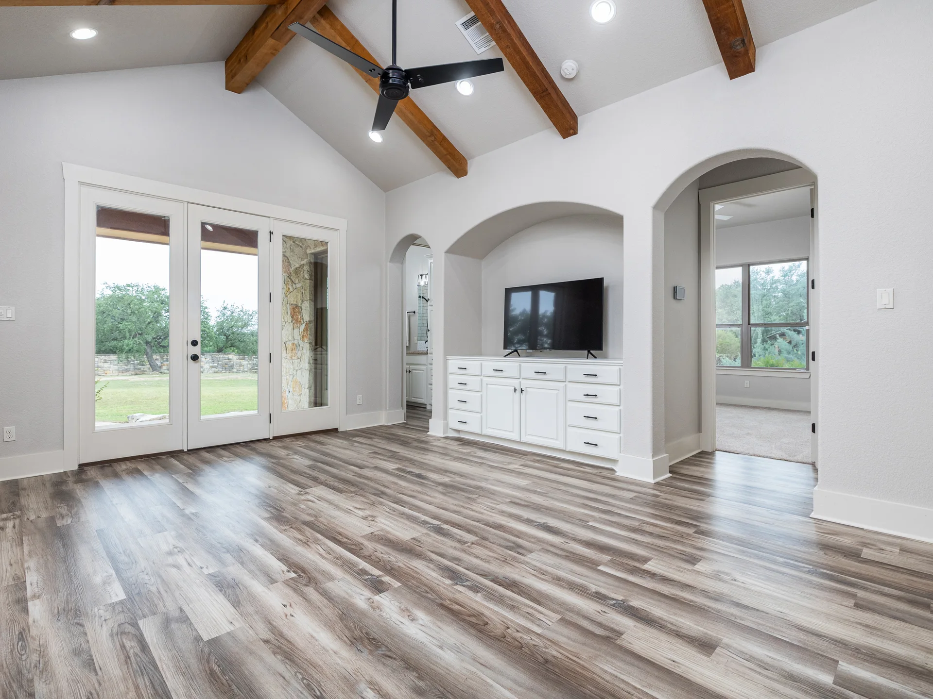 Private 1-Acre Retreat in Beltorre | Single-Story Gem w/ Dual Islands + Outdoor Fireplace photo 23