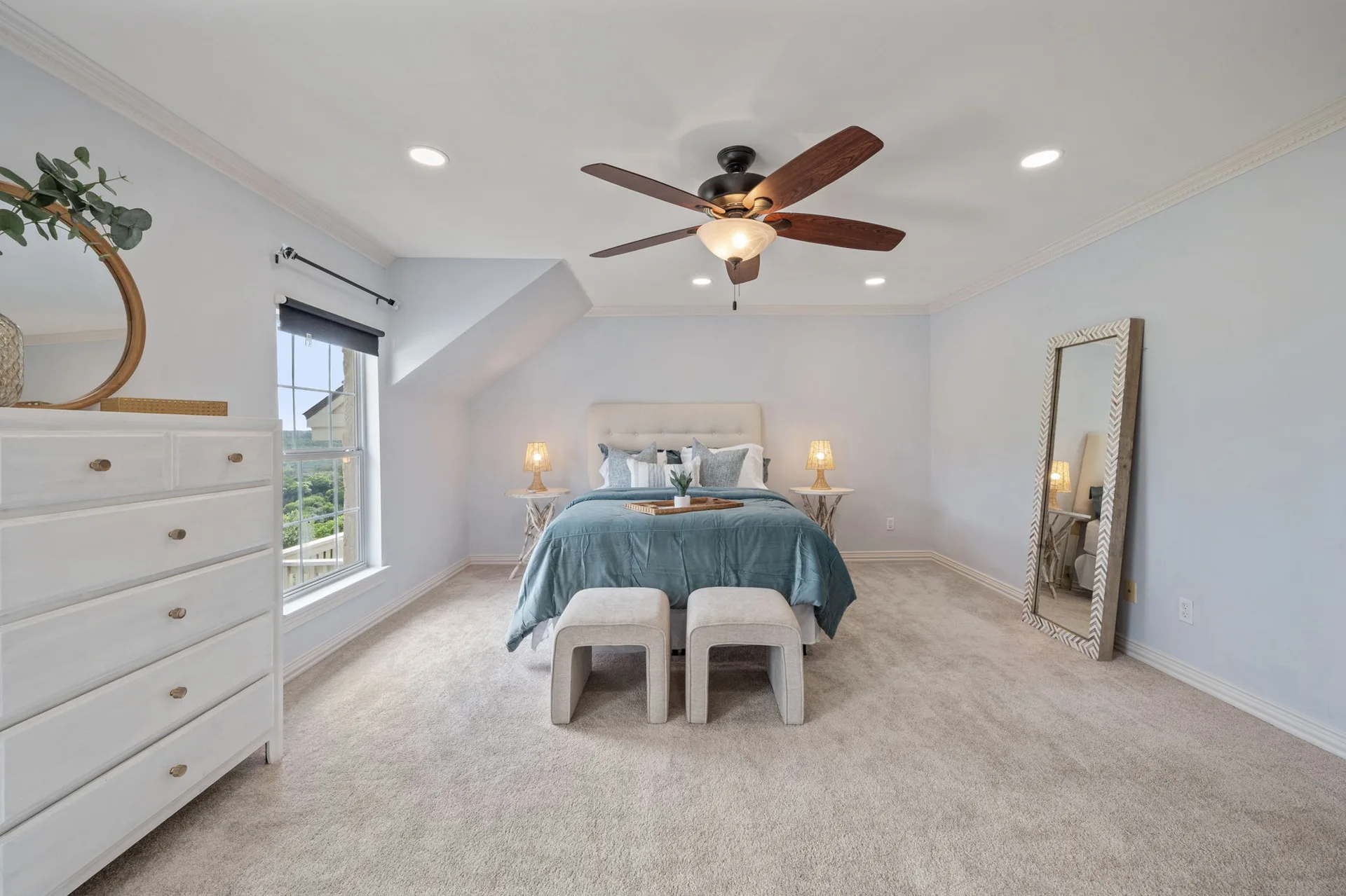 Elegant Colonial Estate in River Place | Walk to Golf, Views for Miles | For Sale or For Lease! photo 17