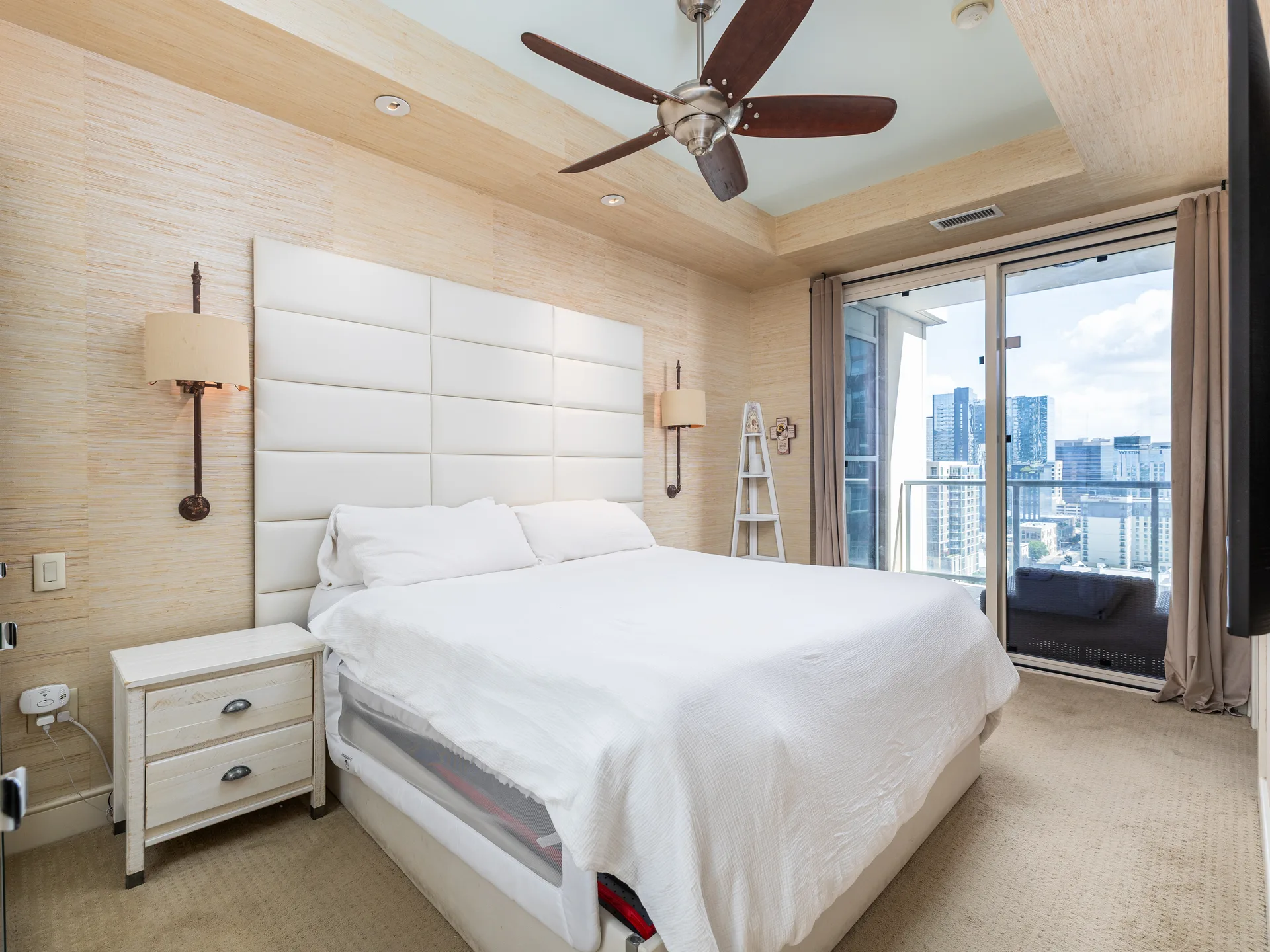 Sophisticated 17th-Floor Condo at Four Seasons Austin | Luxury High-Rise Living Steps from Lady Bird Lake photo 16
