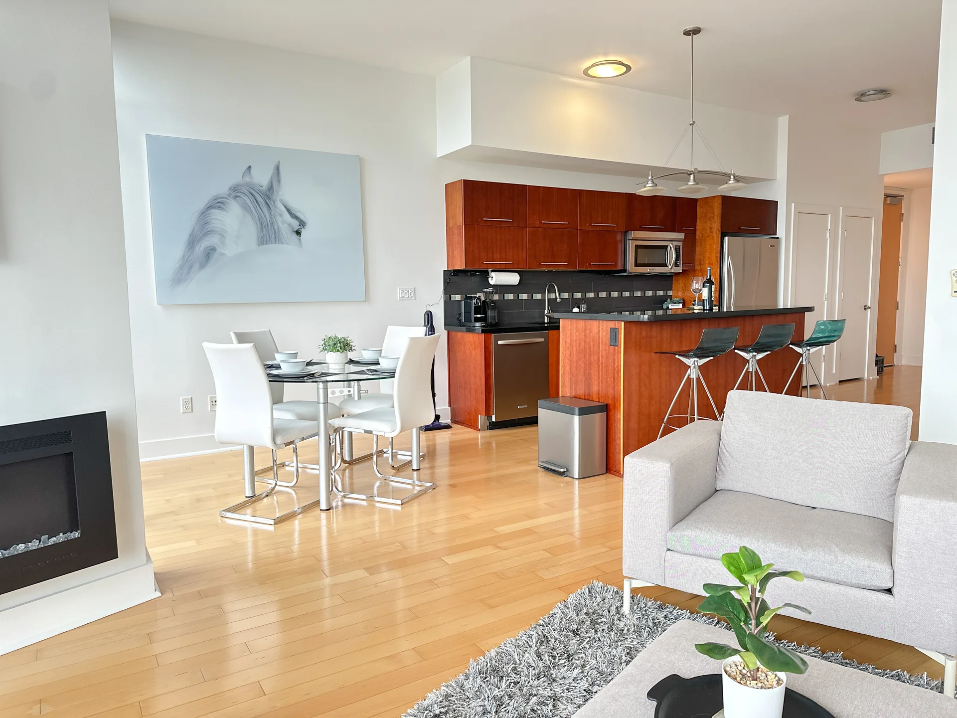 Rare SW Corner Condo w/ Unobstructed Lady Bird Lake Views | The Shore photo 15