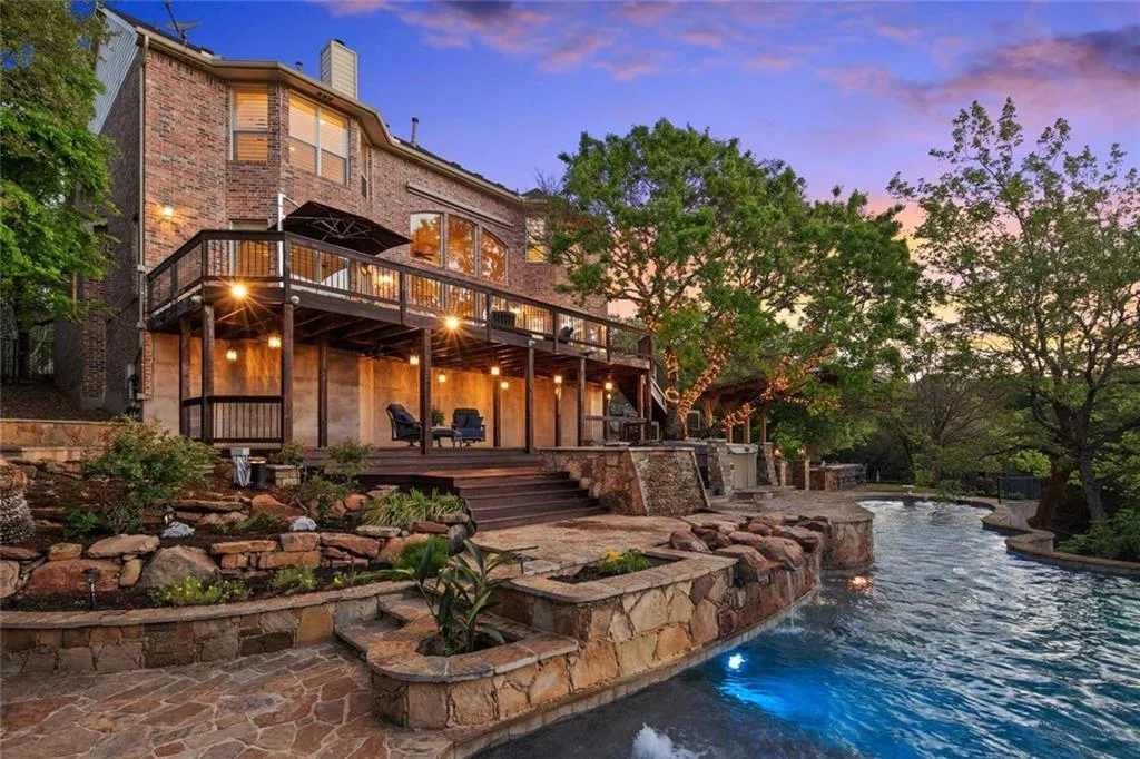 Greenbelt Luxury Estate | Resort Pool, Grand Ipe Deck & Hill Country Views photo 2