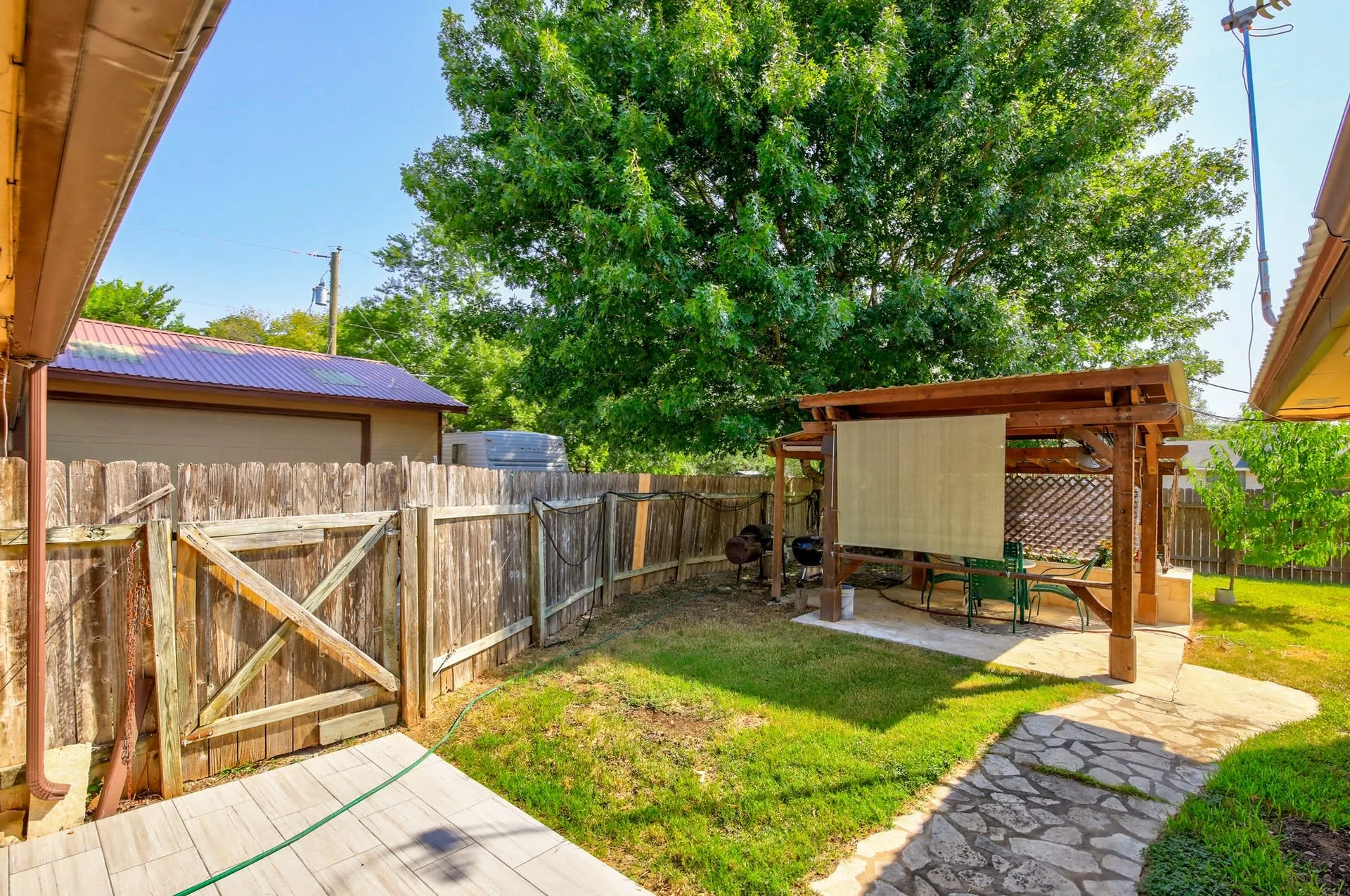 509 Hosack St photo 23