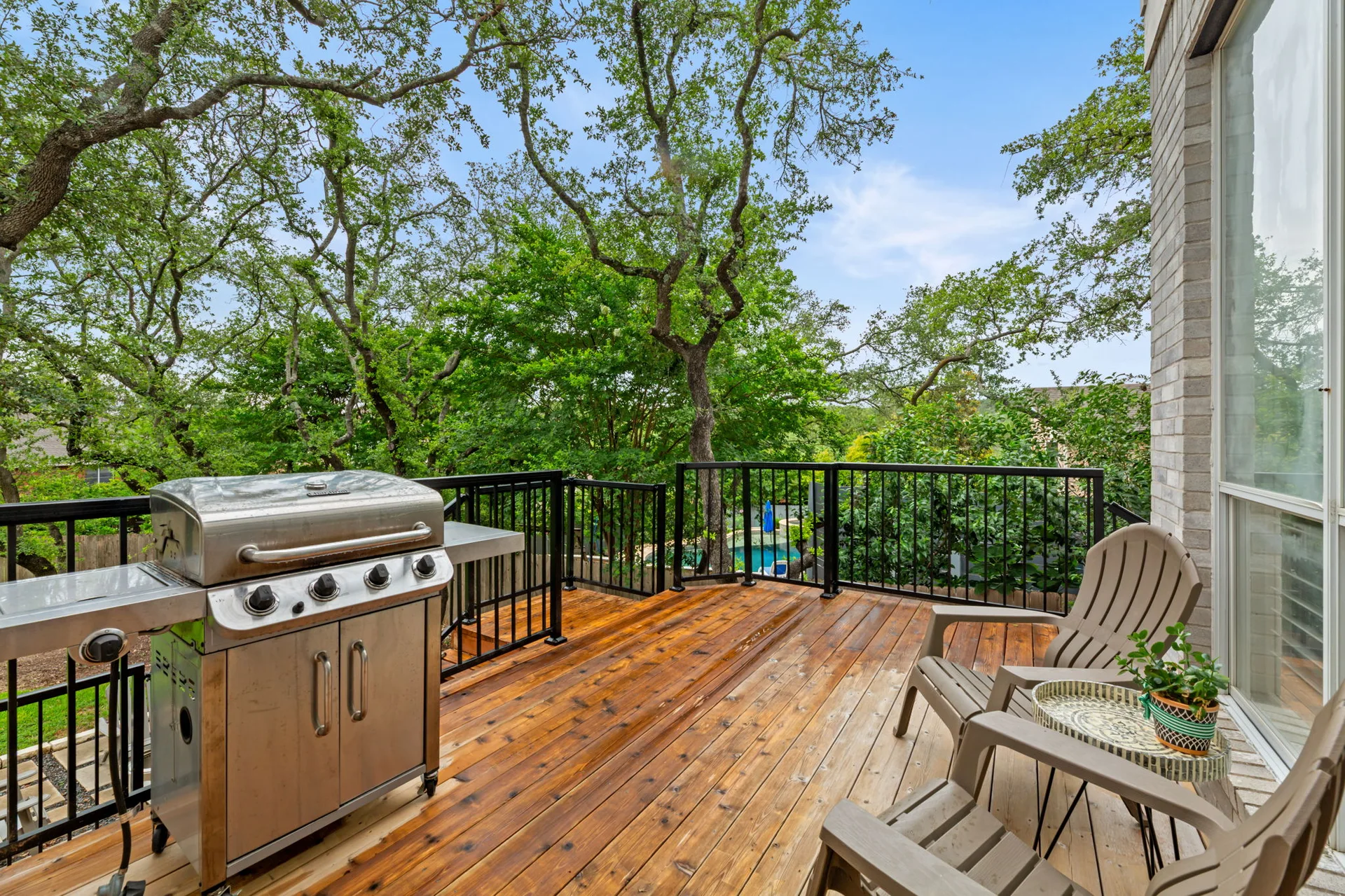 Elegant Cul-de-Sac Retreat in Steiner Ranch with Main-Level Guest Suite photo 32