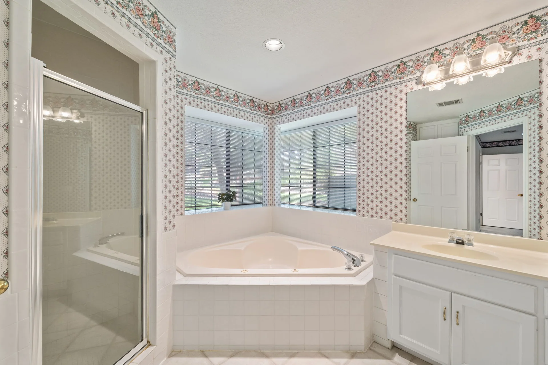 Hidden Lakeway Retreat | Full of Potential + Exclusive Buyer & Agent Incentives photo 25