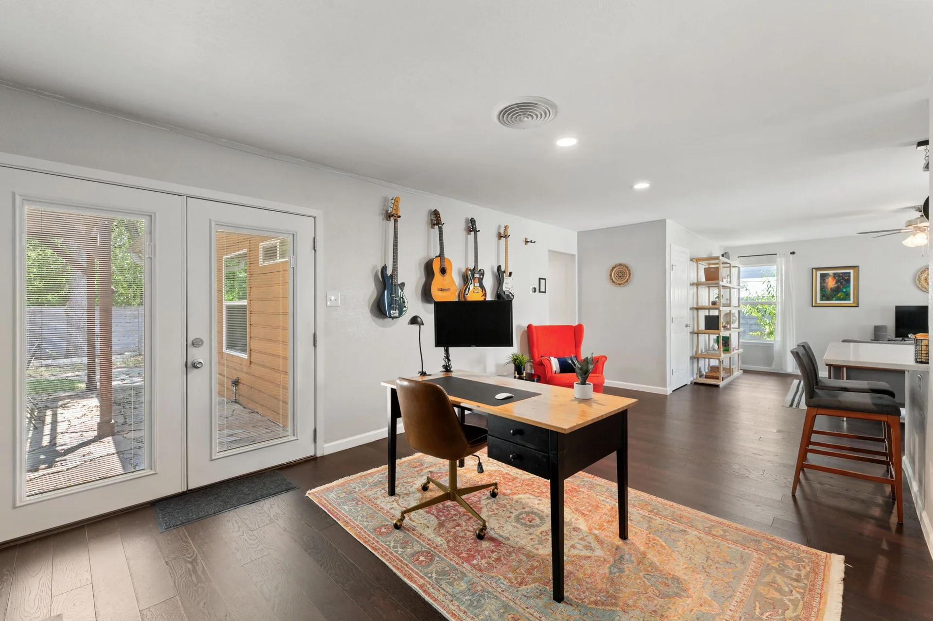 Bright, Updated & Perfectly Located in Central Austin – 4BR/2BA Gem photo 16