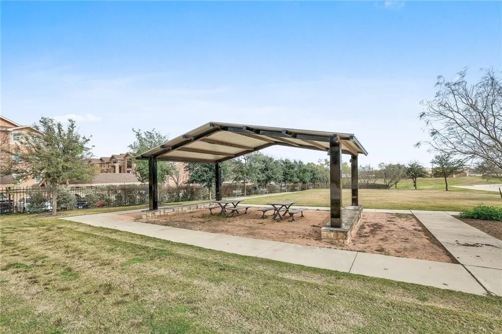 Modern Corner Lot Townhome in Coveted Carrington Court! photo 26
