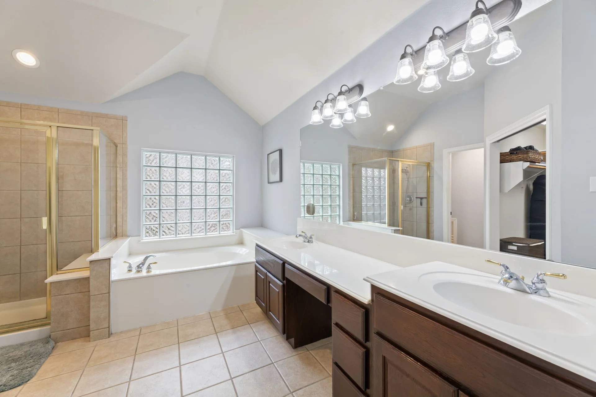 Elegant Cul-de-Sac Retreat in Steiner Ranch with Main-Level Guest Suite photo 25