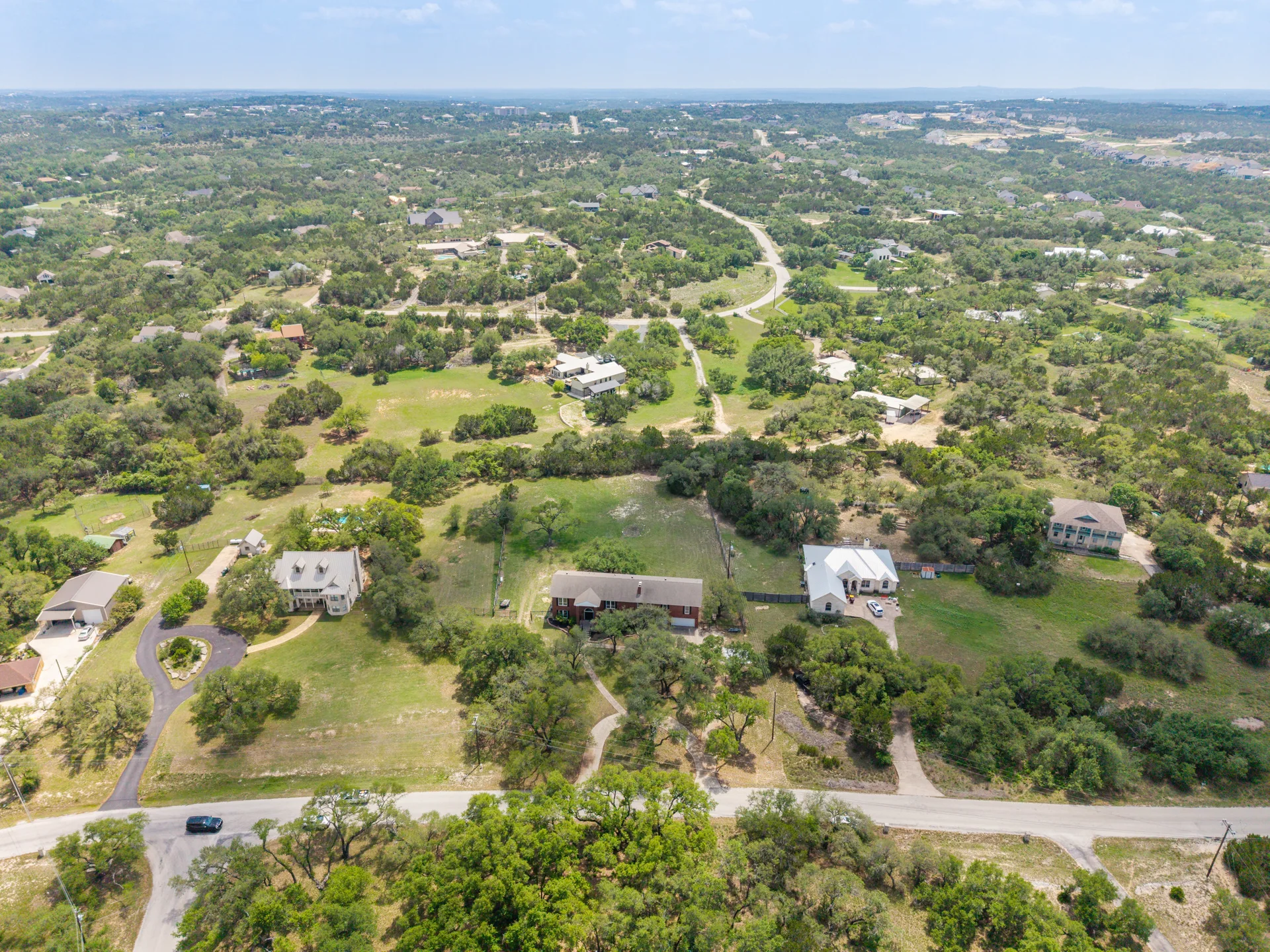 Designer-Renovated 6BR Estate Including Private Guest Apartment on 1.48 Acres photo 47