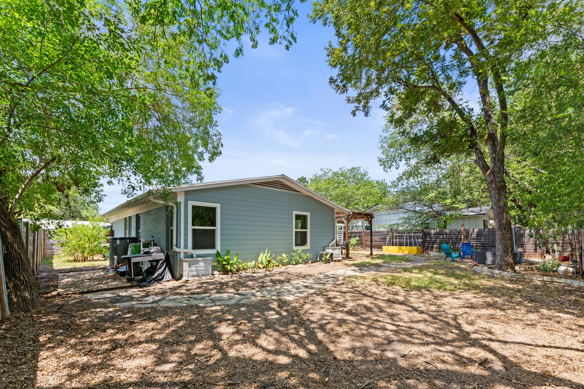 Bright, Updated & Perfectly Located in Central Austin – 4BR/2BA Gem photo 36