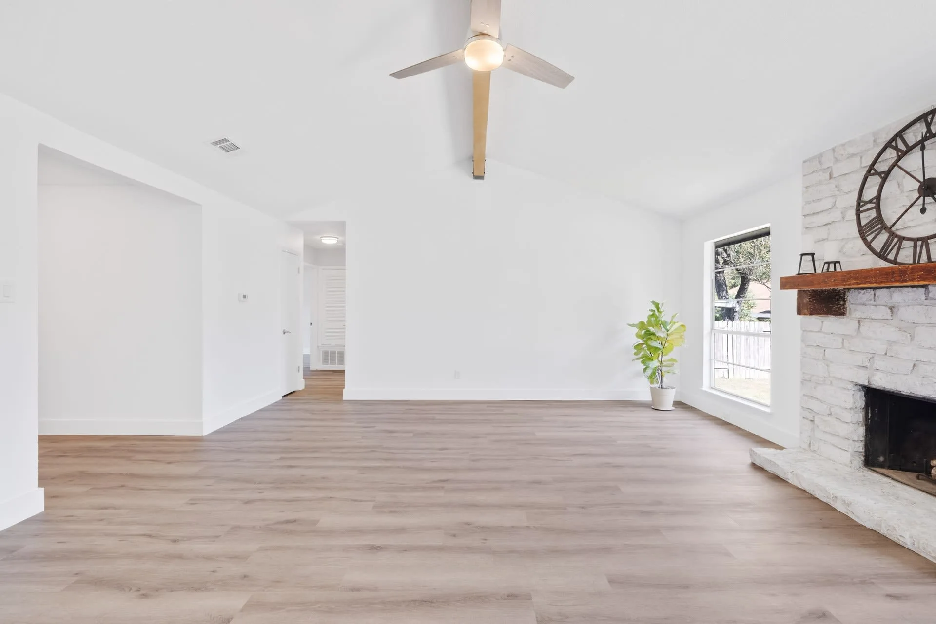 12109 Grey Rock Ln, photo 8