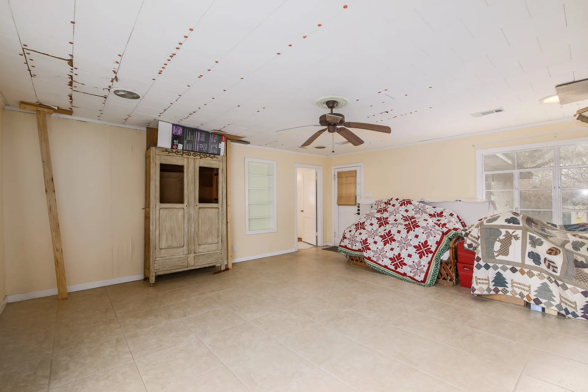 1202 Sloan St photo 28