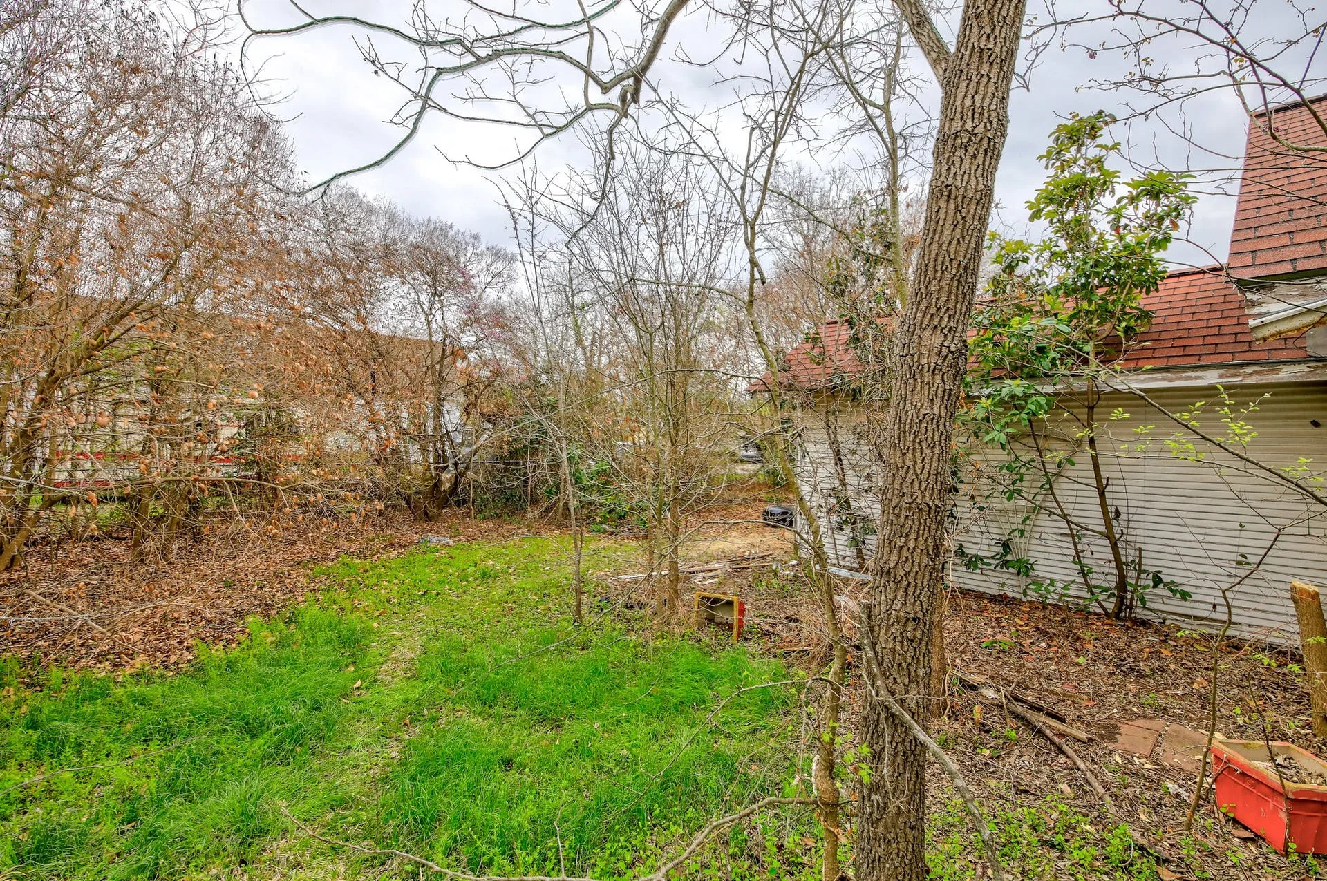 1202 Sloan St photo 34