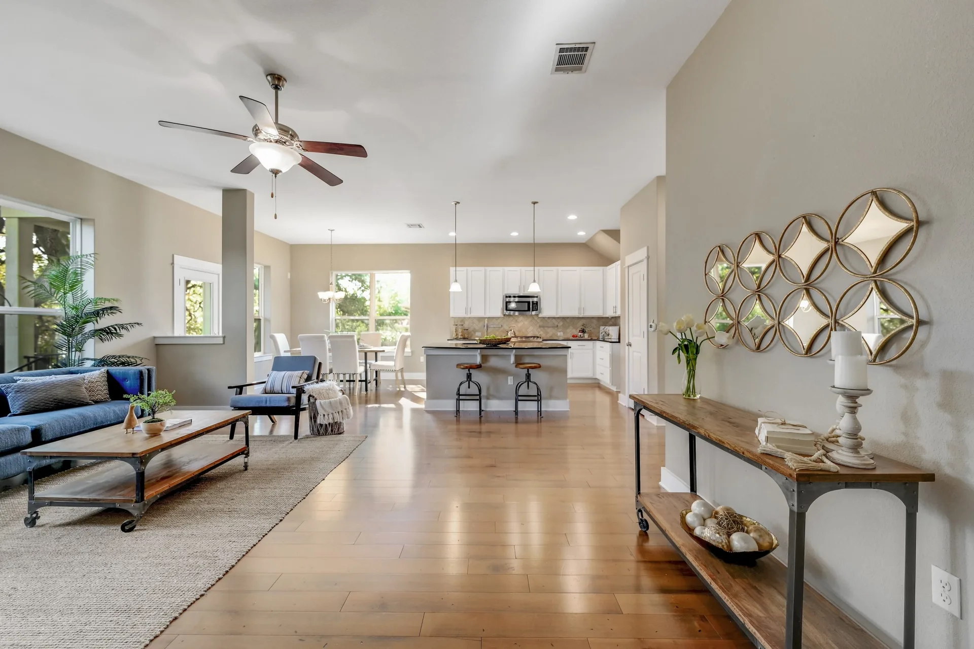 712 Waterfall Way photo 10