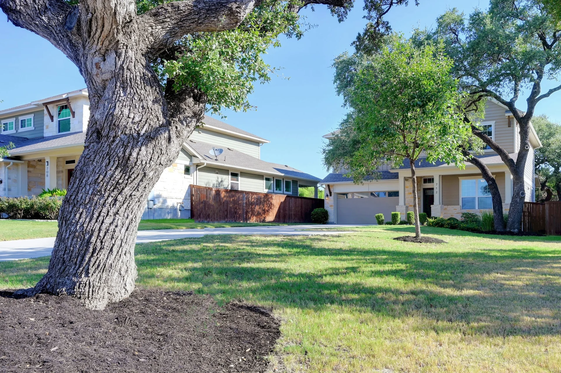 712 Waterfall Way photo 5