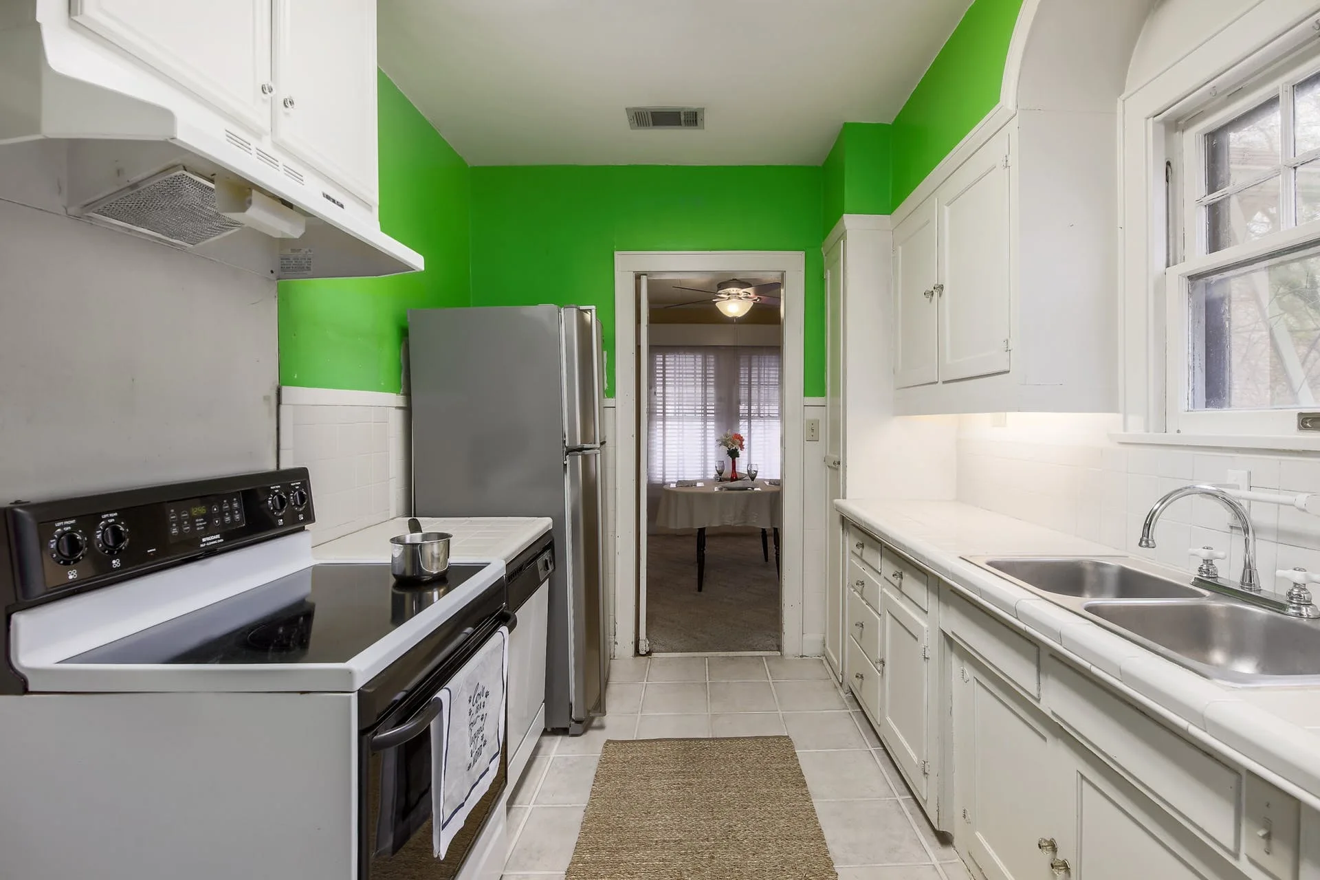 1202 Sloan St photo 18