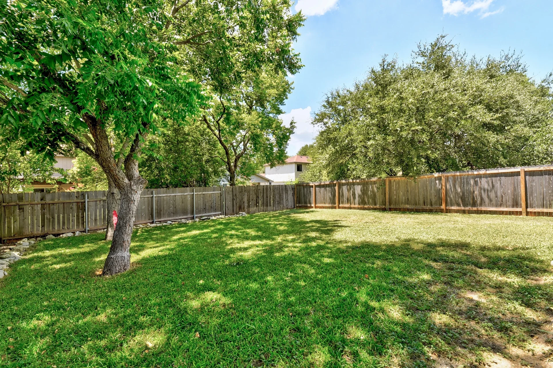 8926 Anna St photo 21