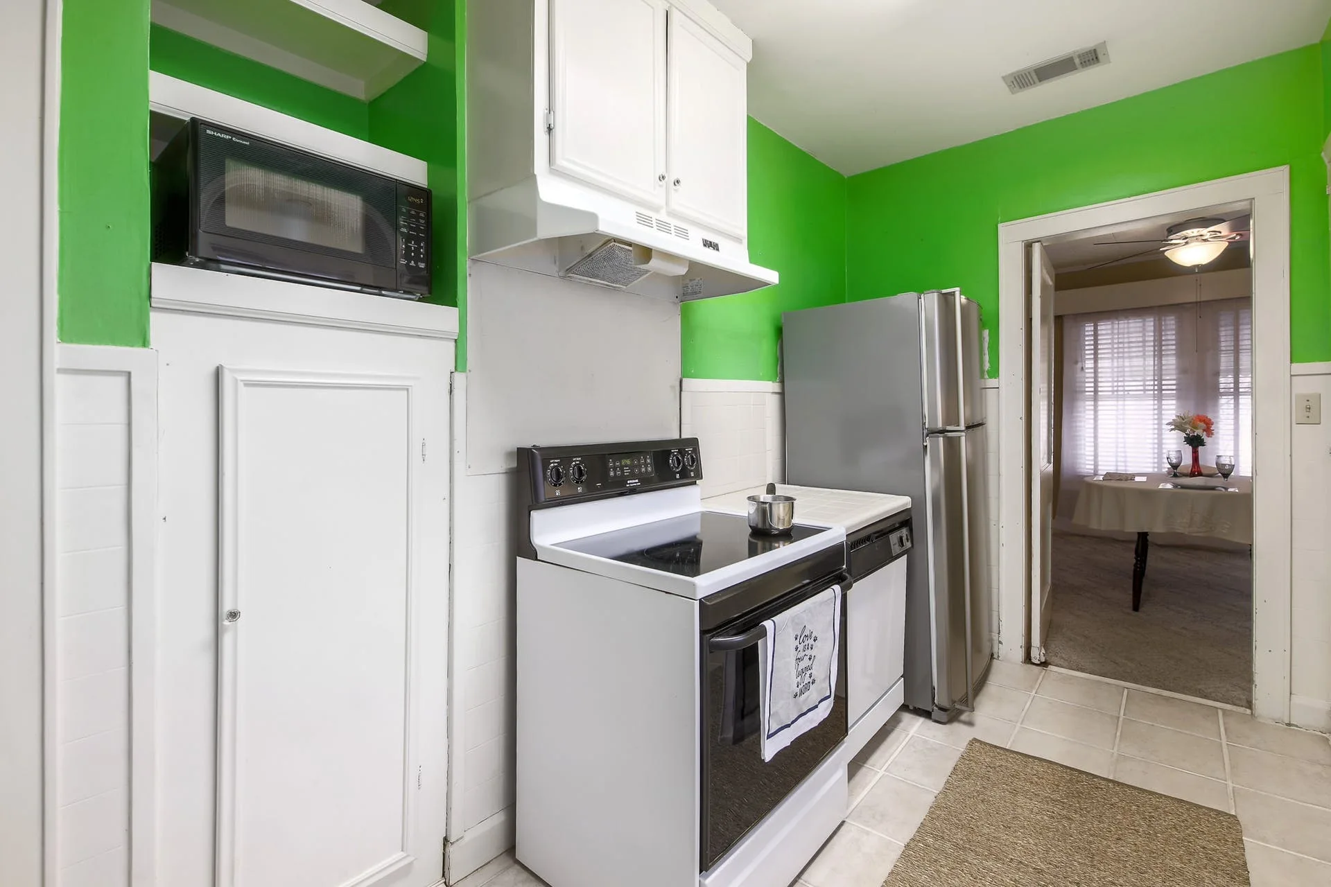 1202 Sloan St photo 17