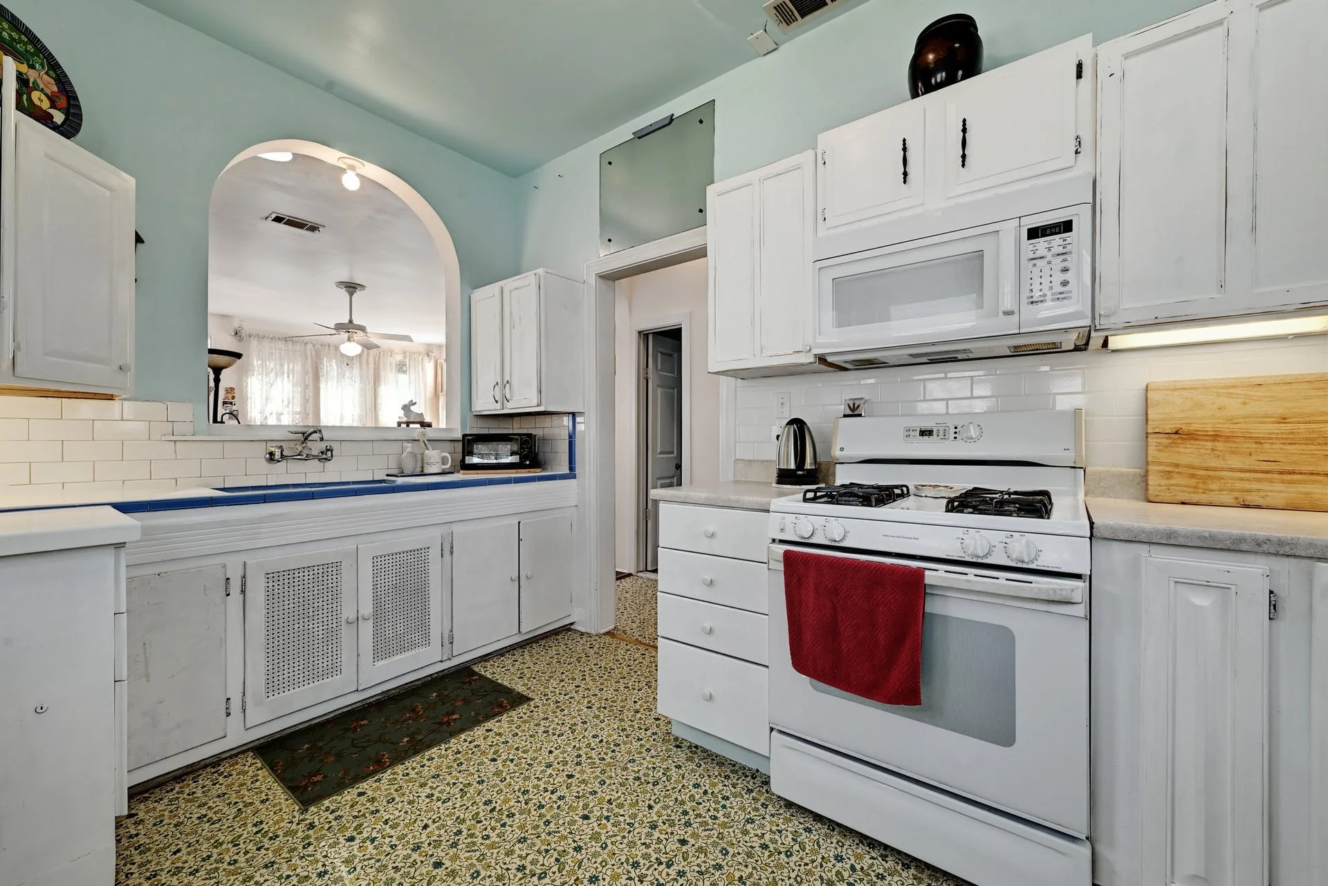 4905 Lynndale Dr, Austin, Texas 78756 photo 9