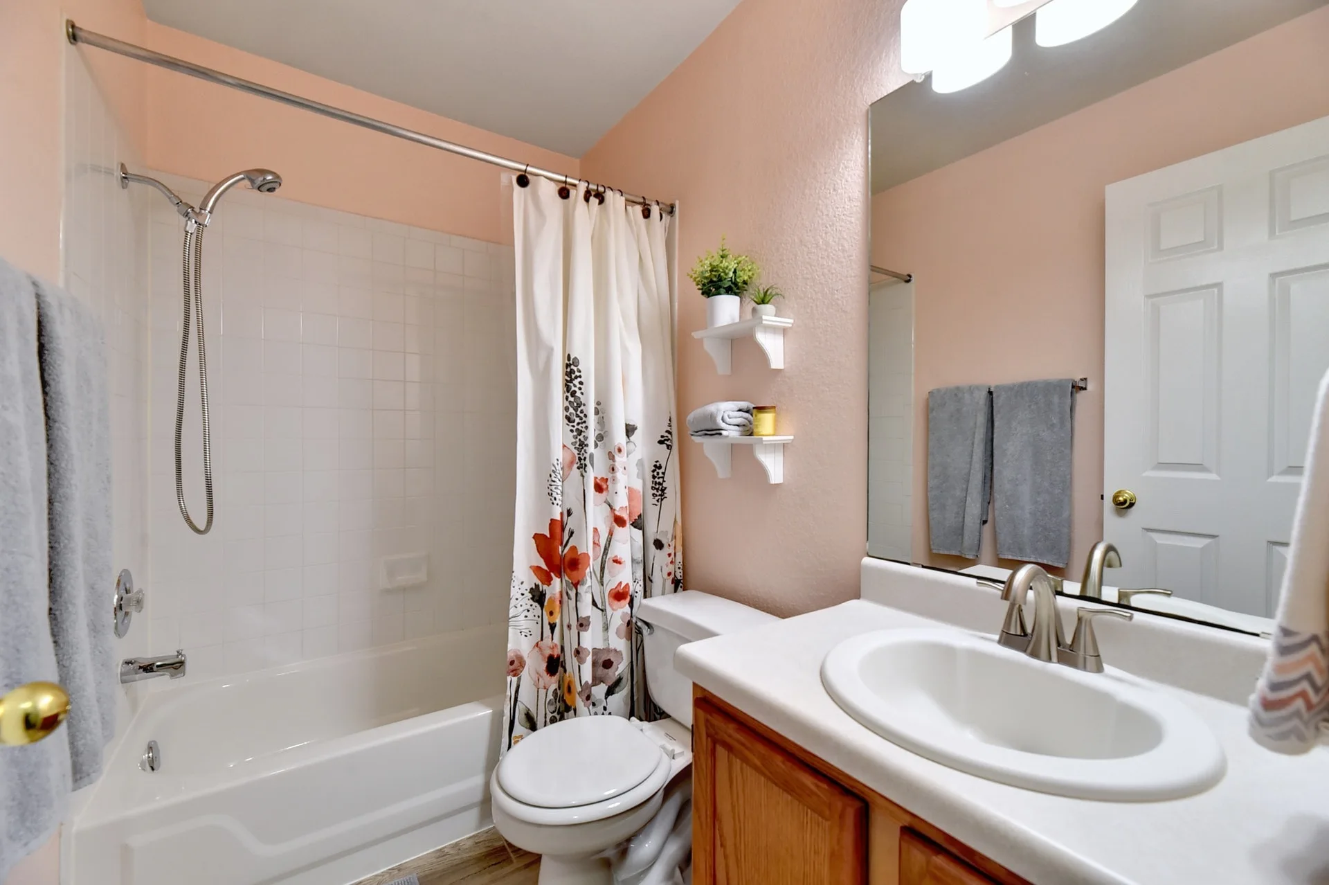 8926 Anna St photo 19