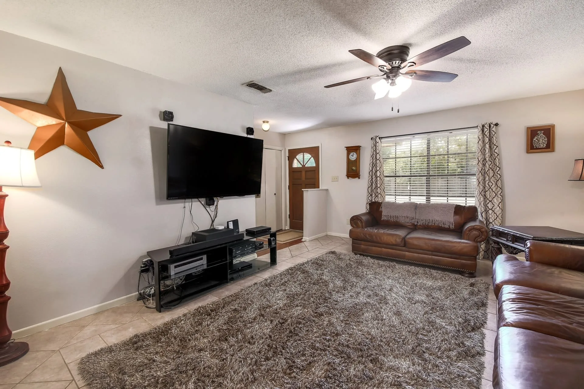 509 Hosack St photo 8