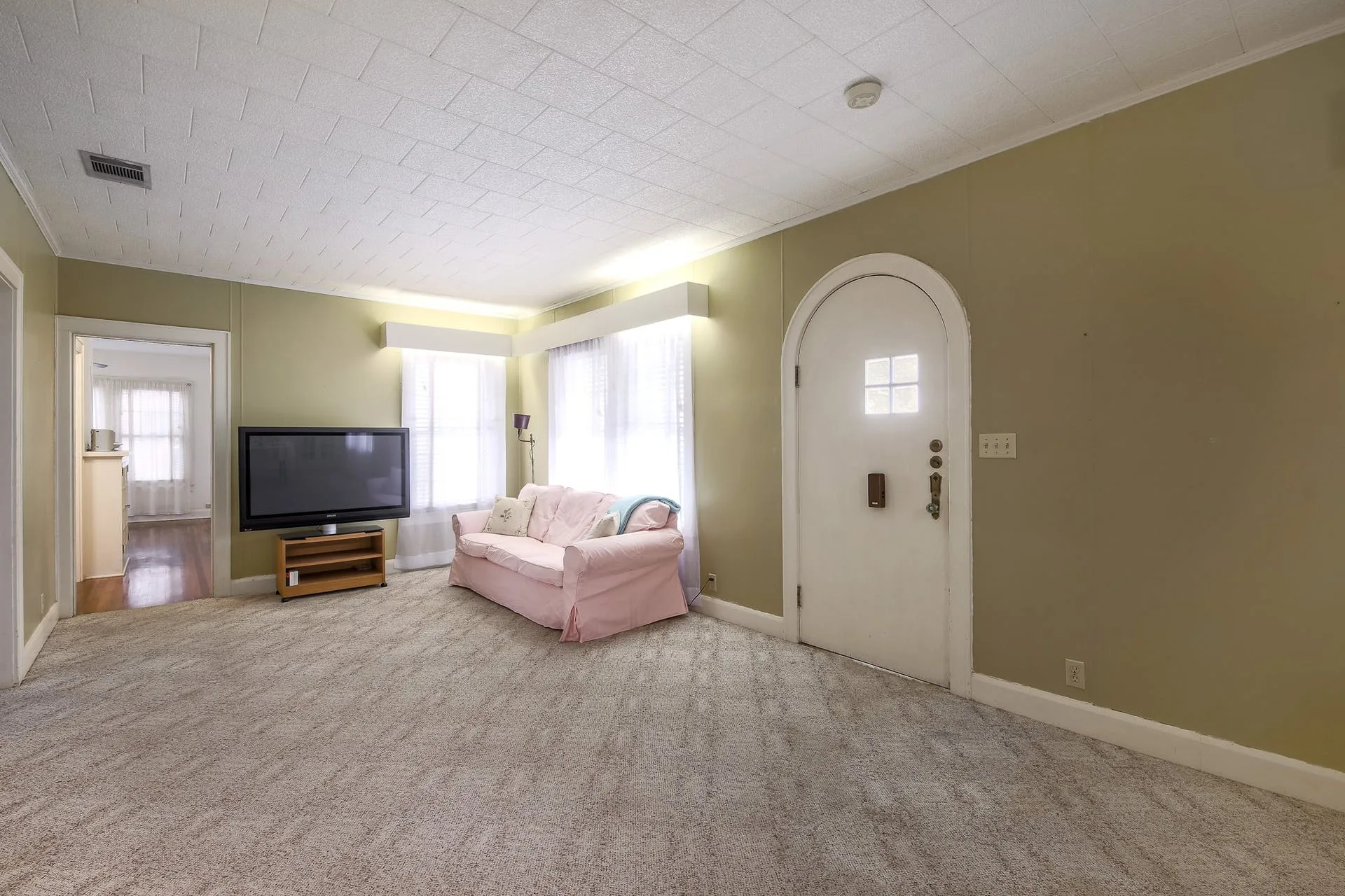 1202 Sloan St photo 7