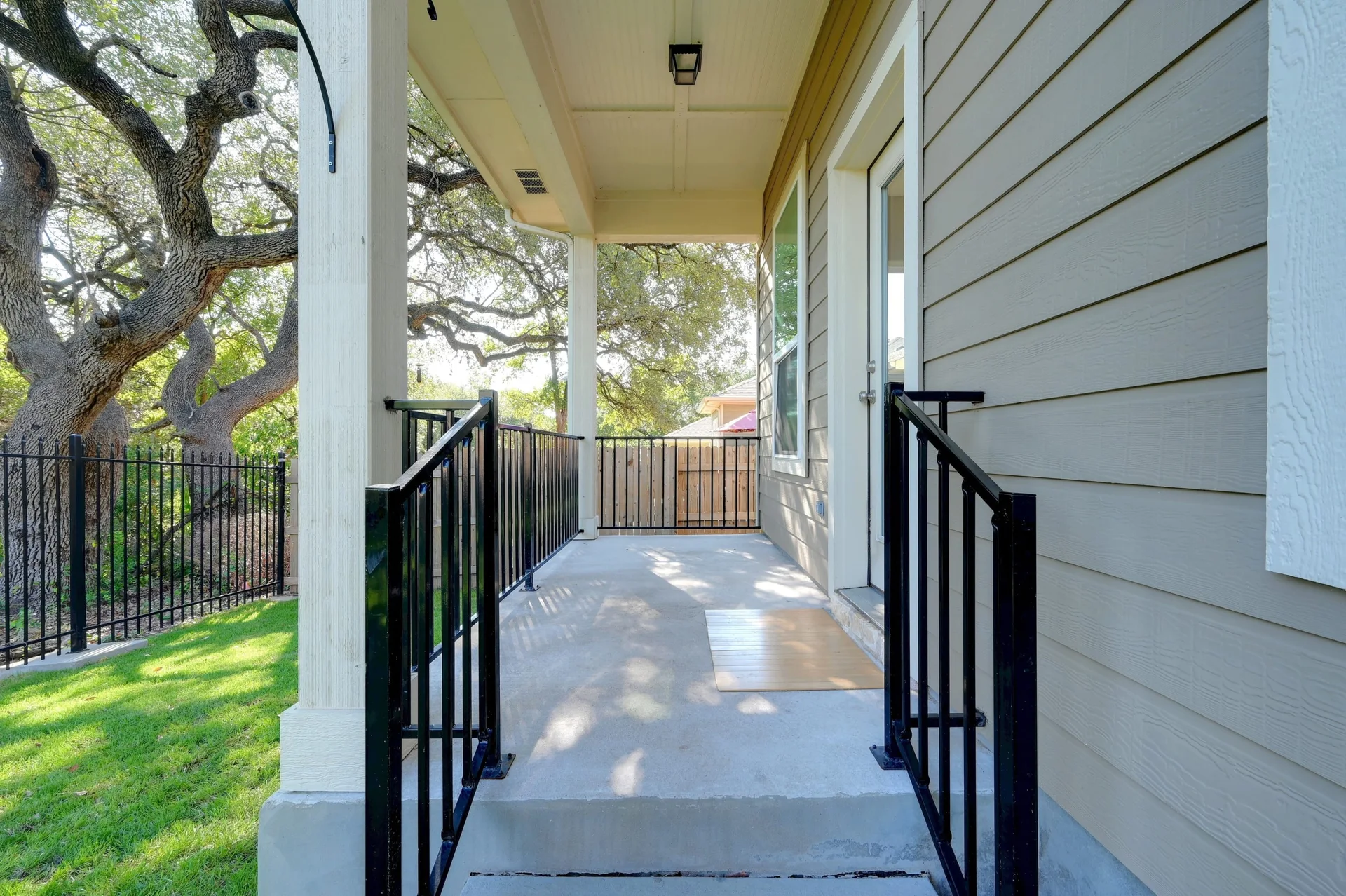 712 Waterfall Way photo 32
