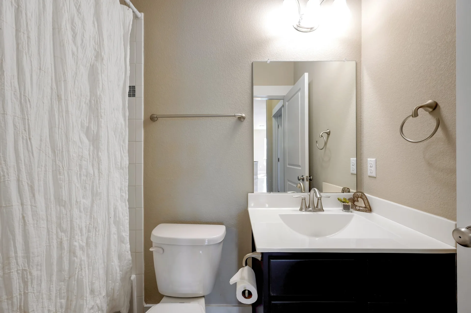 712 Waterfall Way photo 27