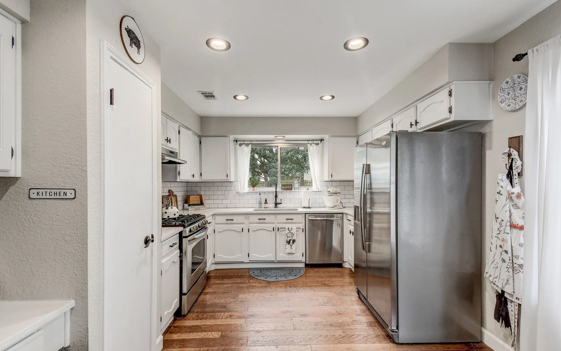 12303 Cabana Ln photo 9